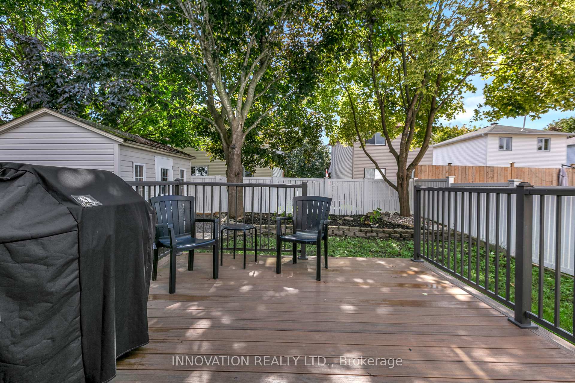 Photo 12 of 704 Levac Drive, Ottawa, Fallingbrook/Pineridge — HOMEH