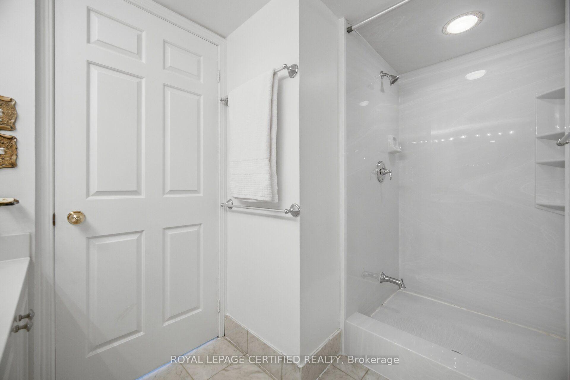Photo 20 of Unit 1610, 24 Hanover Road, Brampton, Queen Street Corridor — HOMEH