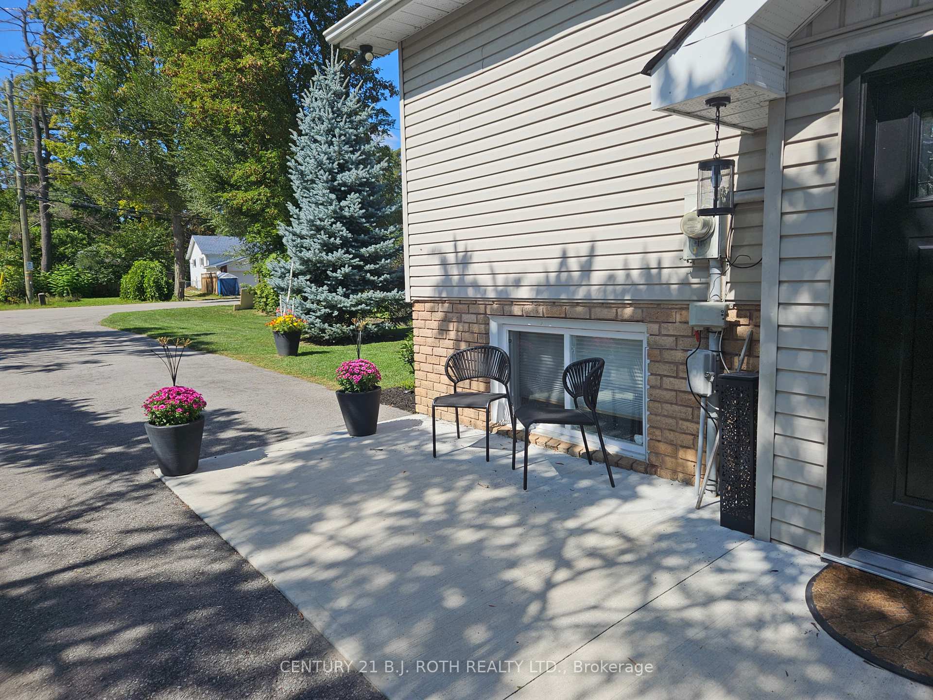 Photo 41 of 2011 25th Side Road, Innisfil, Alcona — HOMEH