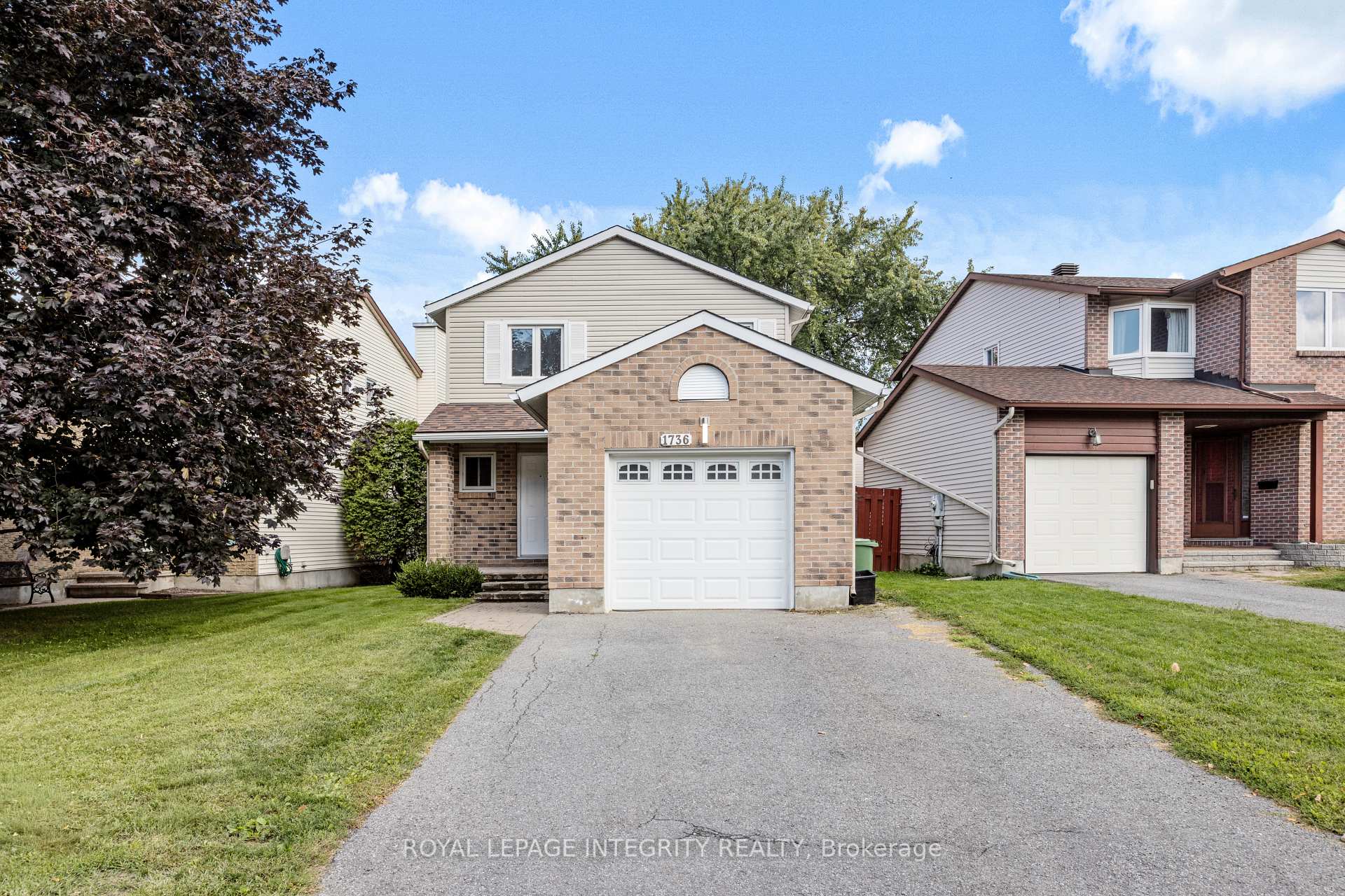 Photo 2 of 1736 Summerlands Crescent, Ottawa, Queenswood Heights South — HOMEH