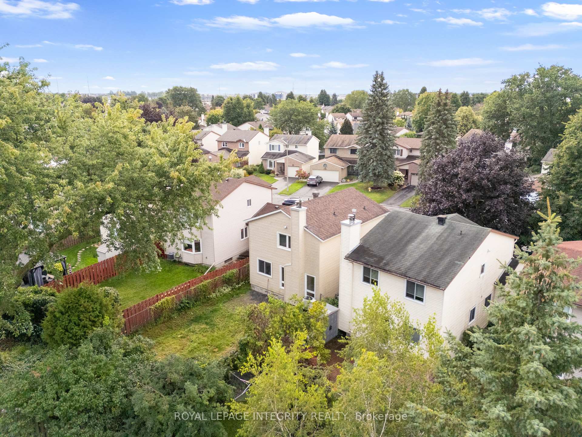 Photo 38 of 1736 Summerlands Crescent, Ottawa, Queenswood Heights South — HOMEH