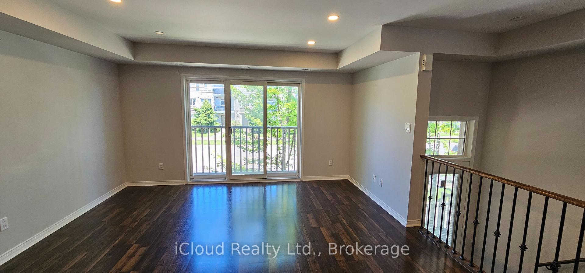 Photo 4 of Unit 8, 3070 Thomas Street, Mississauga, Churchill Meadows — HOMEH