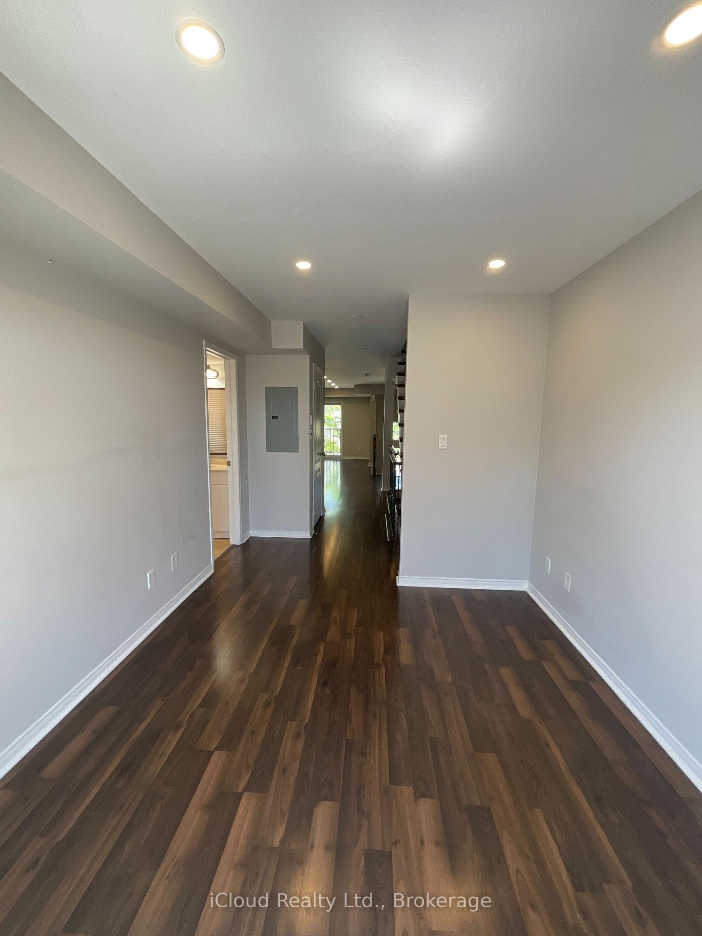 Photo 15 of Unit 8, 3070 Thomas Street, Mississauga, Churchill Meadows — HOMEH