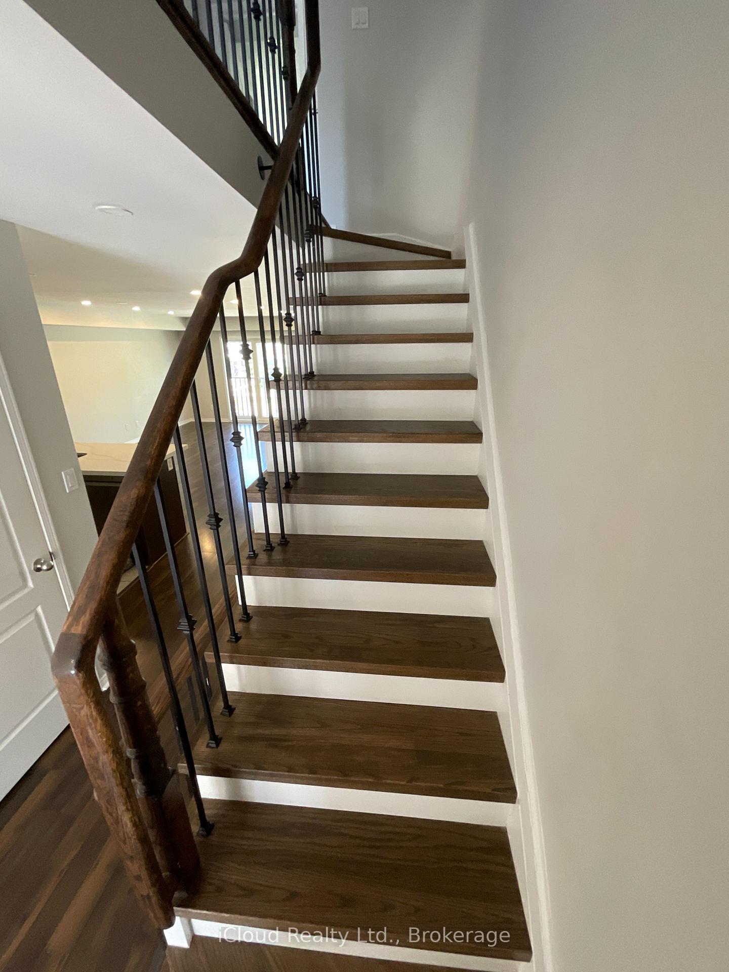 Photo 18 of Unit 8, 3070 Thomas Street, Mississauga, Churchill Meadows — HOMEH