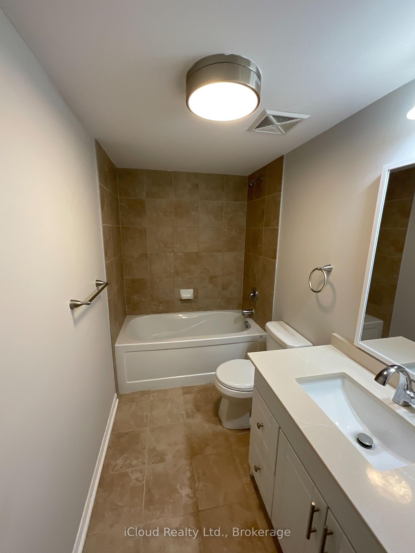 Photo 26 of Unit 8, 3070 Thomas Street, Mississauga, Churchill Meadows — HOMEH