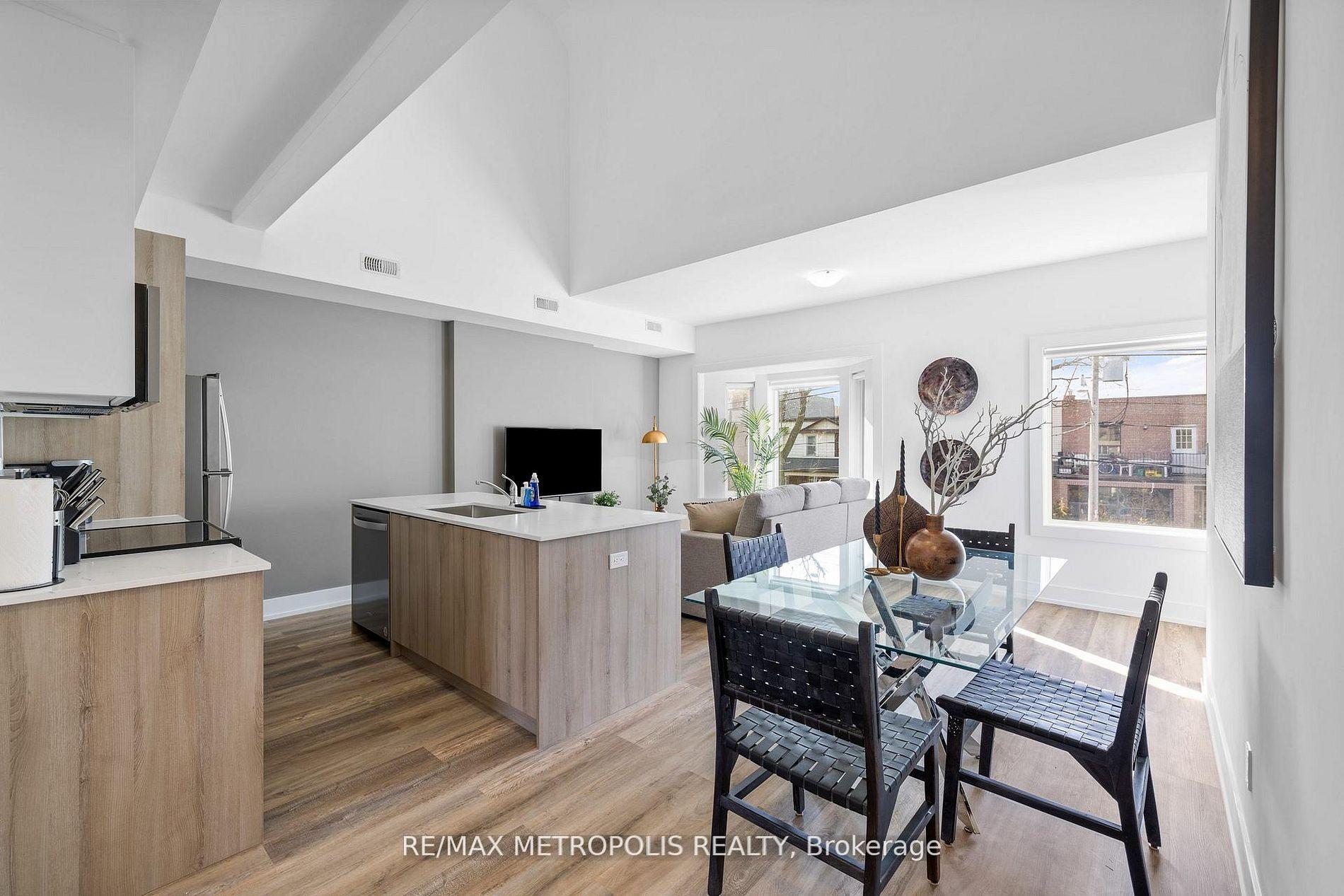 Photo 26 of 447 - 449 Lansdowne Avenue, Toronto, Dufferin Grove — HOMEH