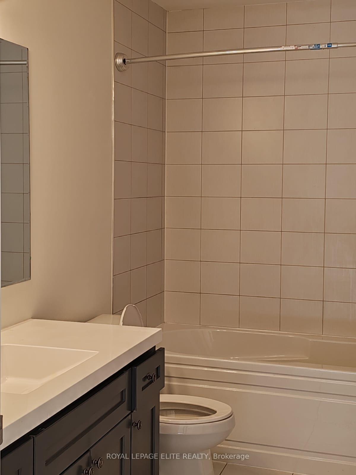 Photo 11 of 133 Toucan Trail, Oakville, Glen Abbey — HOMEH