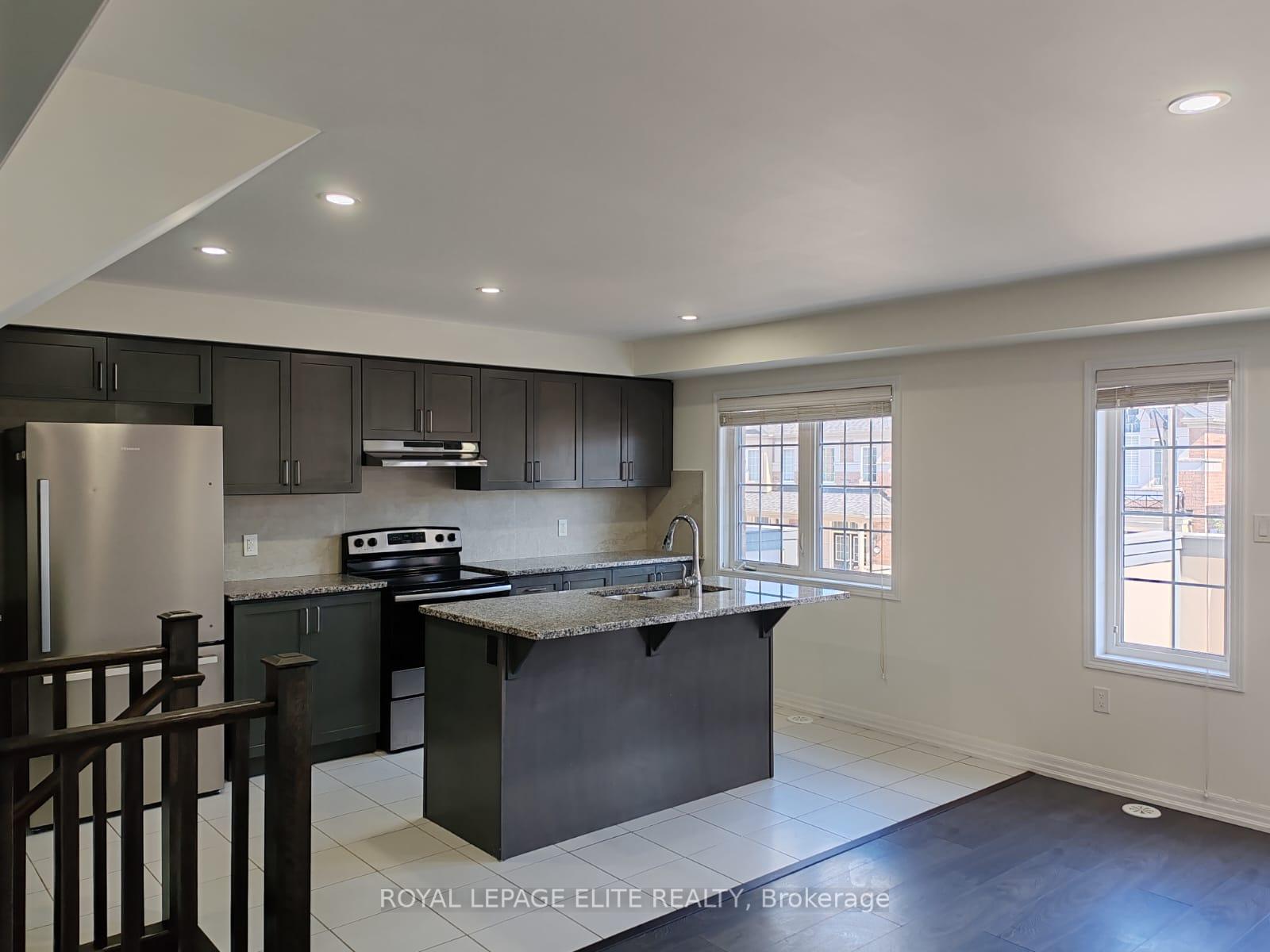 Photo 17 of 133 Toucan Trail, Oakville, Glen Abbey — HOMEH