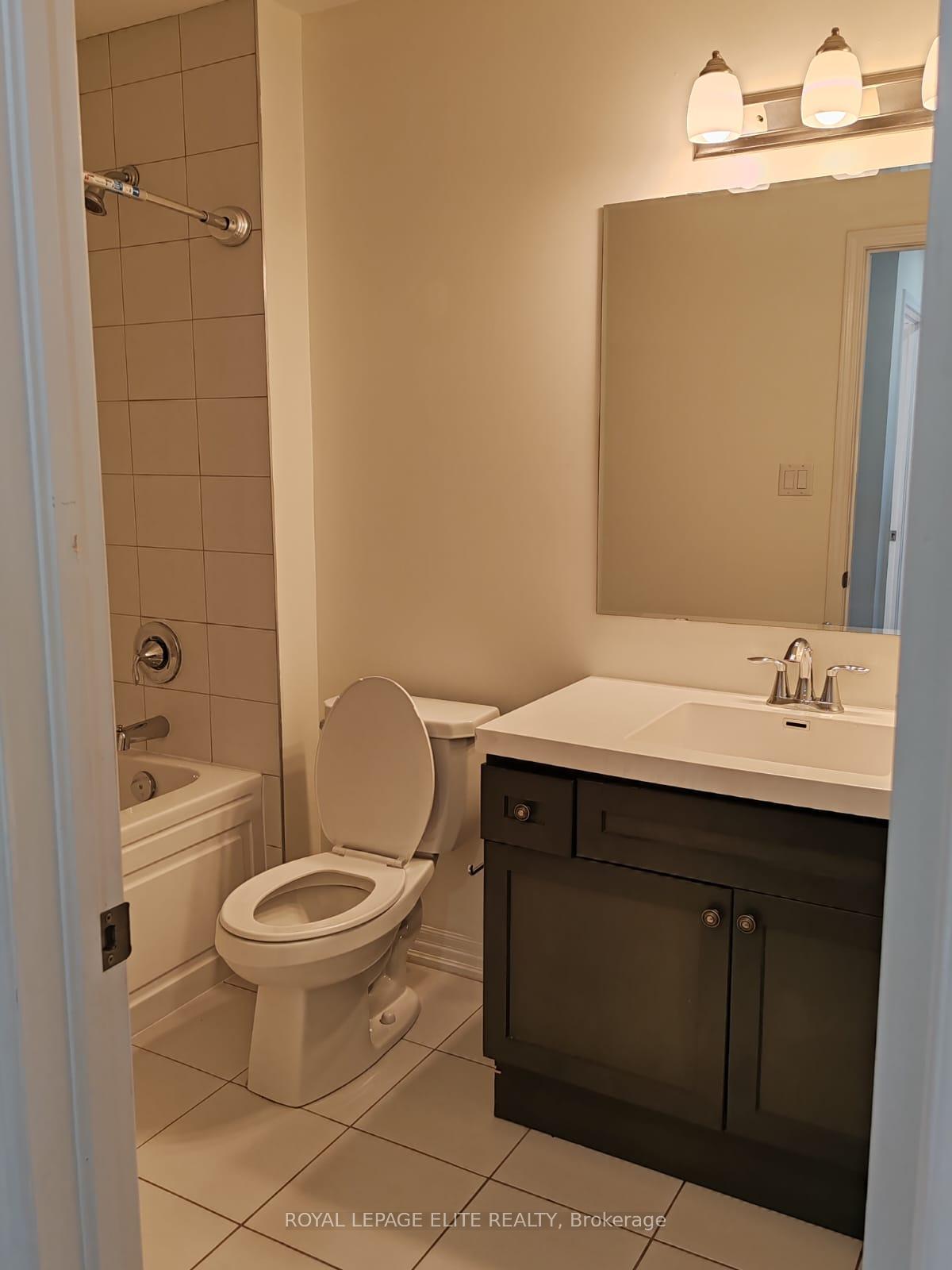 Photo 22 of 133 Toucan Trail, Oakville, Glen Abbey — HOMEH