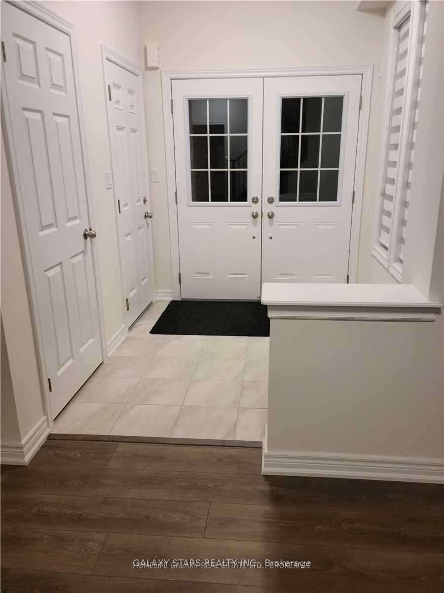Photo 2 of 1785 Douglas Langtree Drive, Oshawa, Taunton — HOMEH