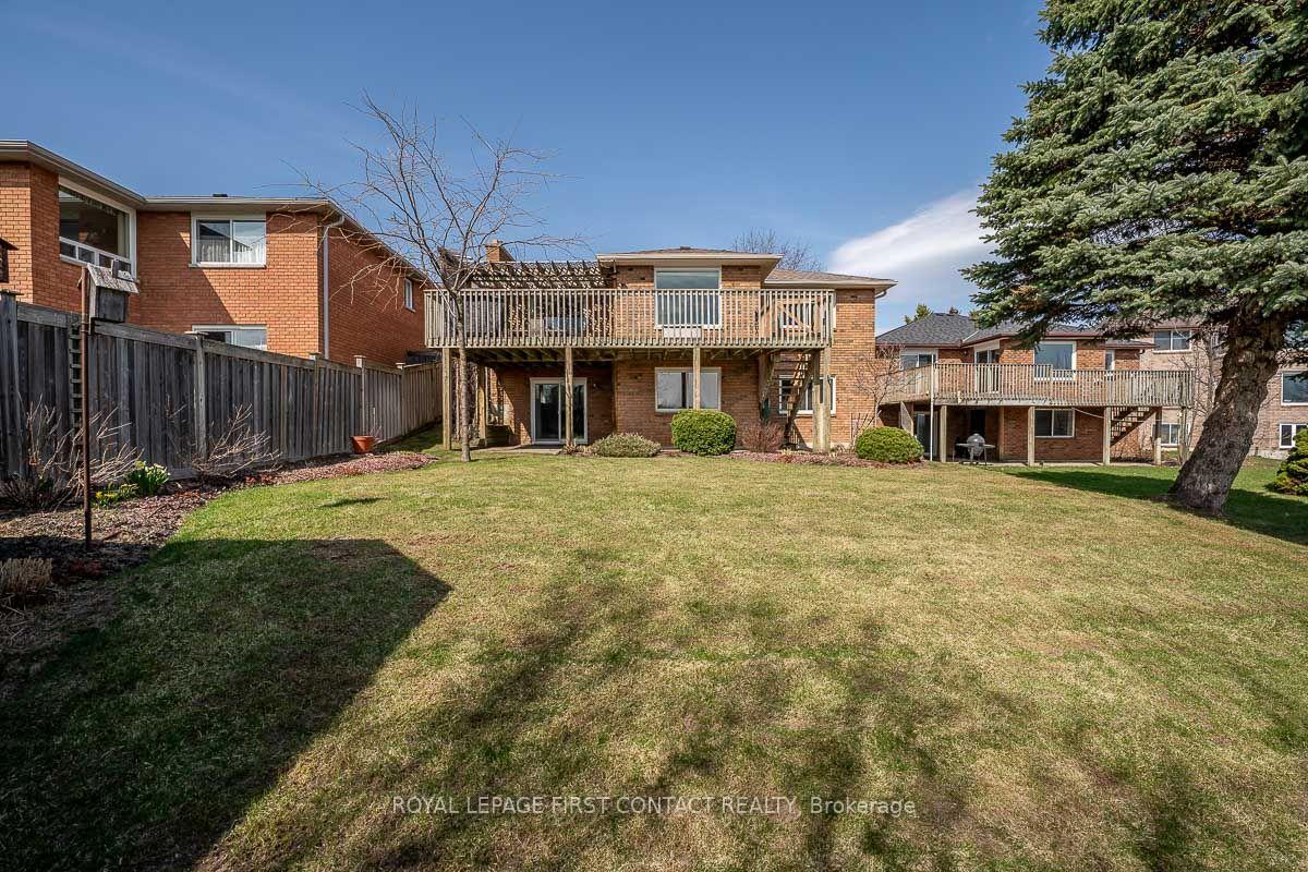 Photo 35 of 35 Gibbon Drive, Barrie, Letitia Heights — HOMEH