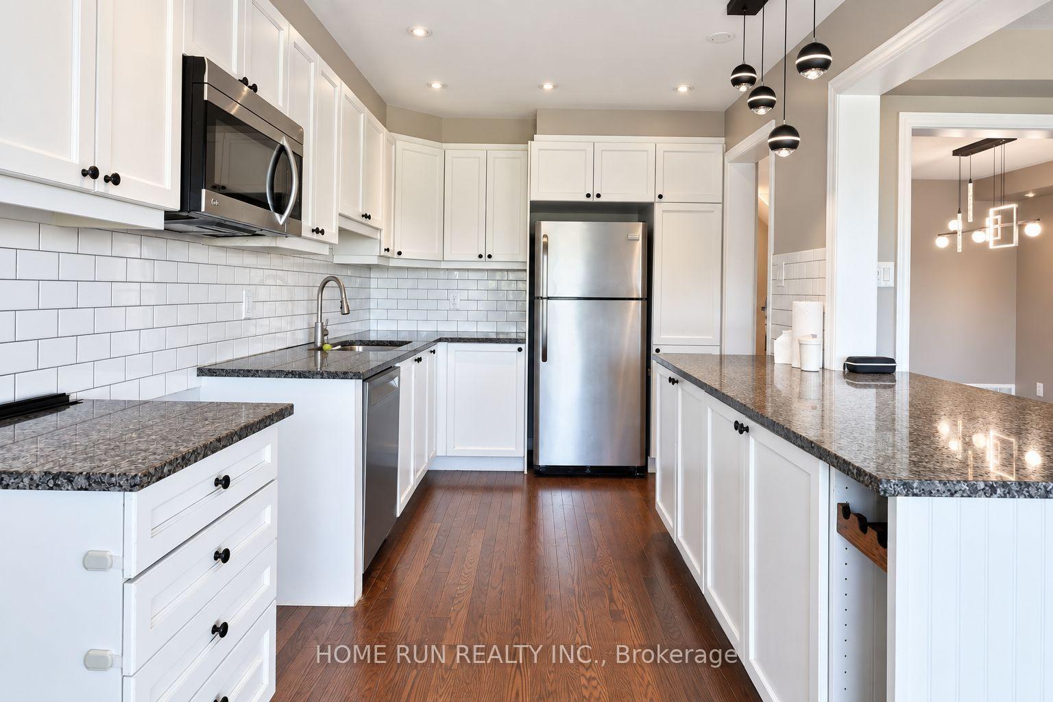 Photo 24 of 580 Meadowcreek Circle, Ottawa, Kanata - Emerald Meadows/Trailwest — HOMEH