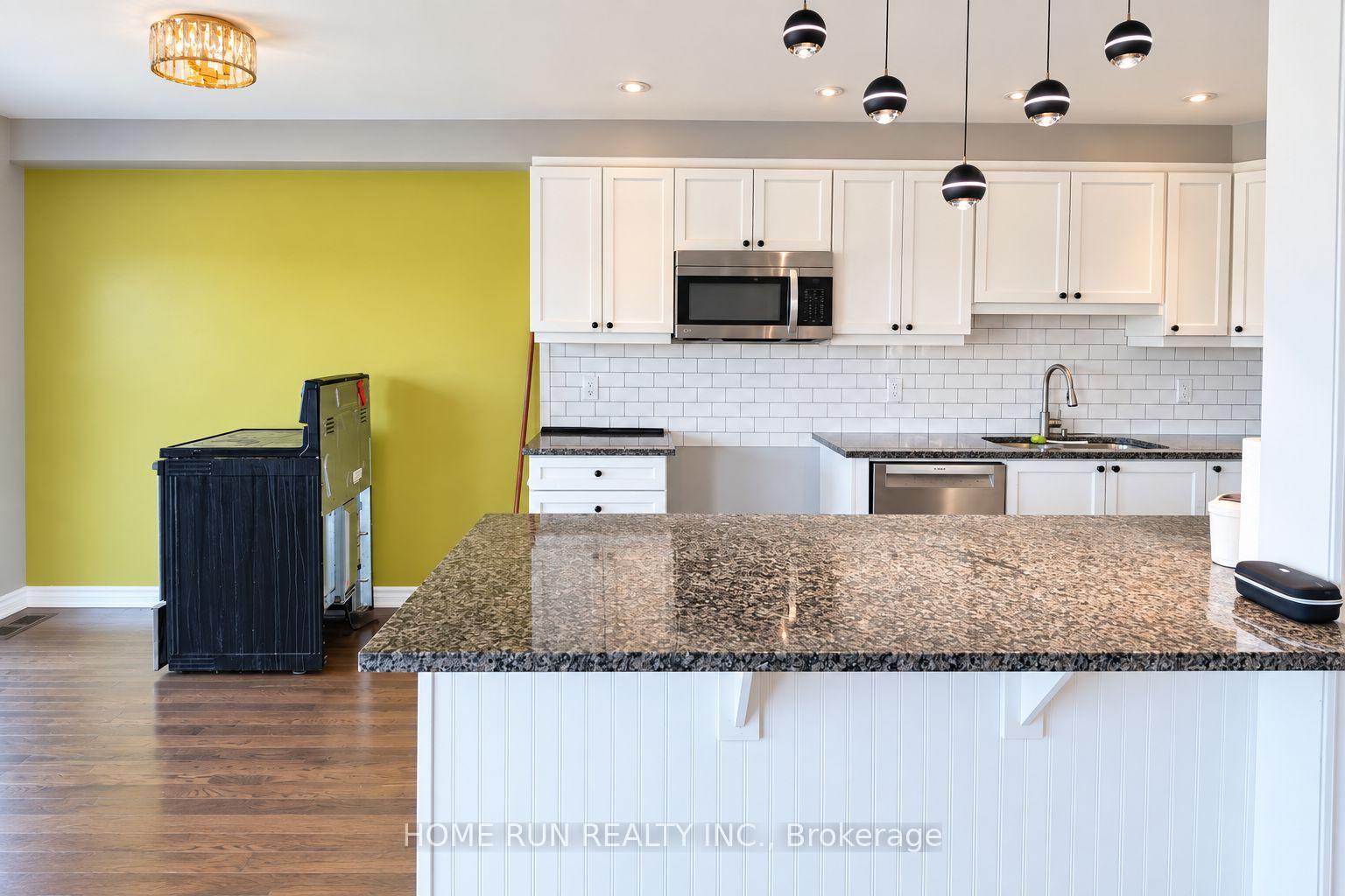 Photo 31 of 580 Meadowcreek Circle, Ottawa, Kanata - Emerald Meadows/Trailwest — HOMEH