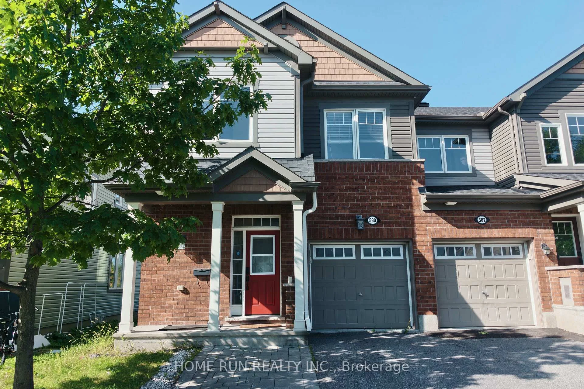 Photo 13 of 580 Meadowcreek Circle, Ottawa, Kanata - Emerald Meadows/Trailwest — HOMEH