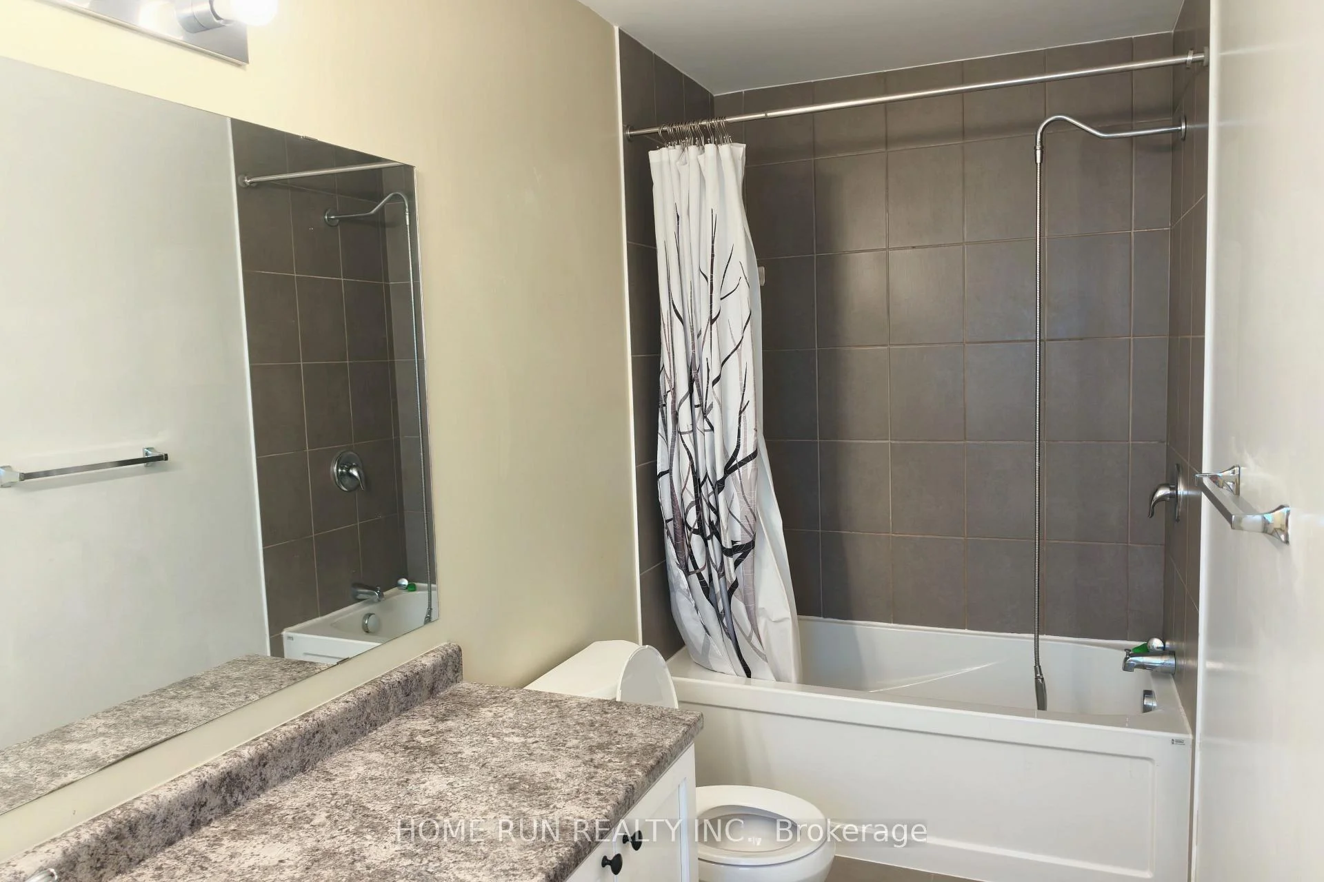 Photo 34 of 580 Meadowcreek Circle, Ottawa, Kanata - Emerald Meadows/Trailwest — HOMEH
