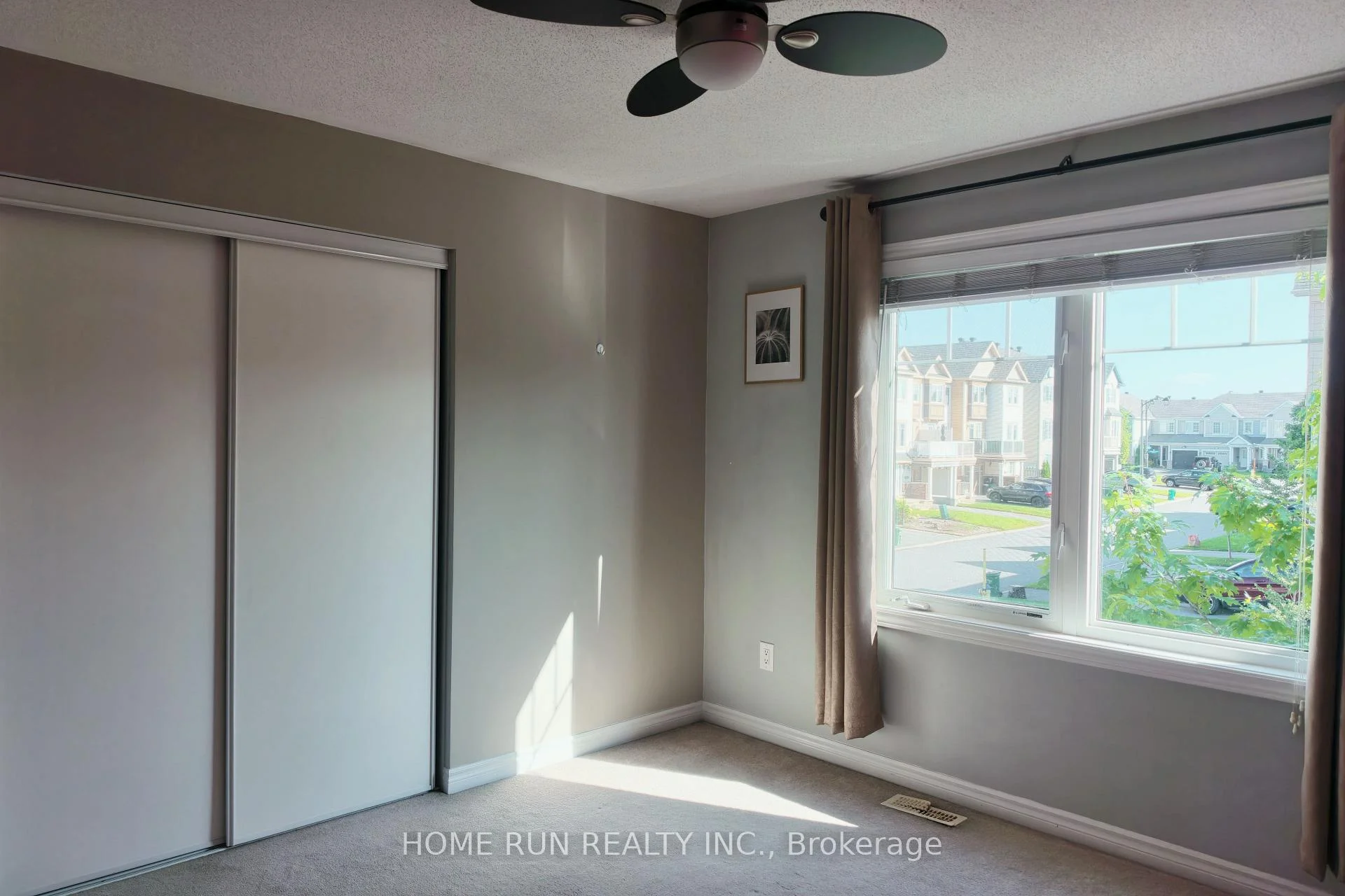 Photo 36 of 580 Meadowcreek Circle, Ottawa, Kanata - Emerald Meadows/Trailwest — HOMEH