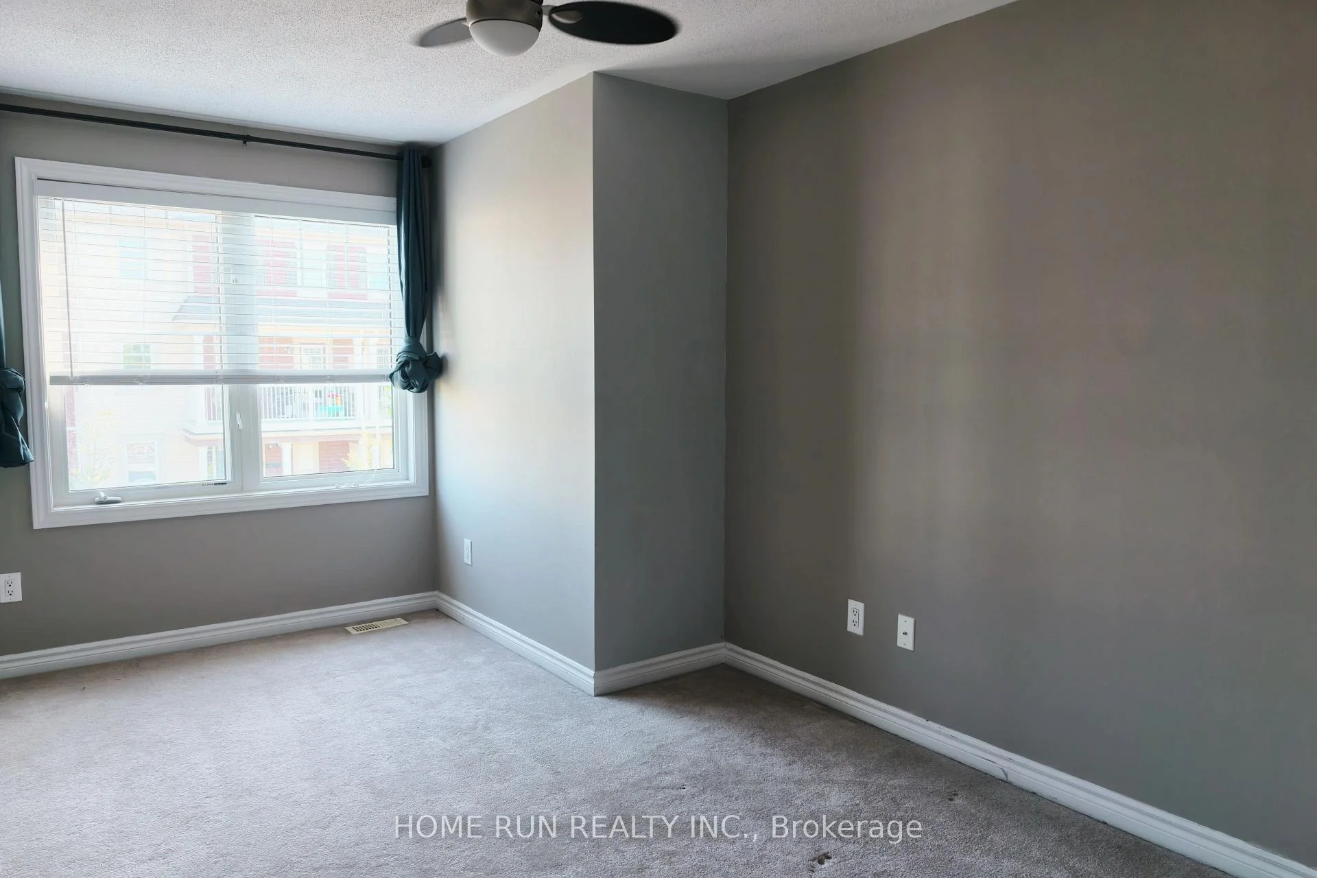 Photo 40 of 580 Meadowcreek Circle, Ottawa, Kanata - Emerald Meadows/Trailwest — HOMEH