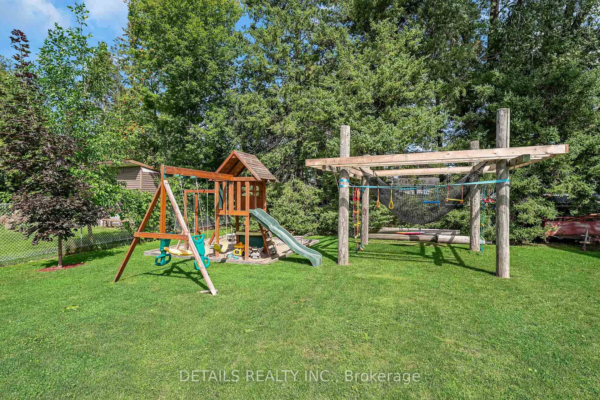 Photo 38 of 100 Fowler Street S, Ottawa, Richmond — HOMEH