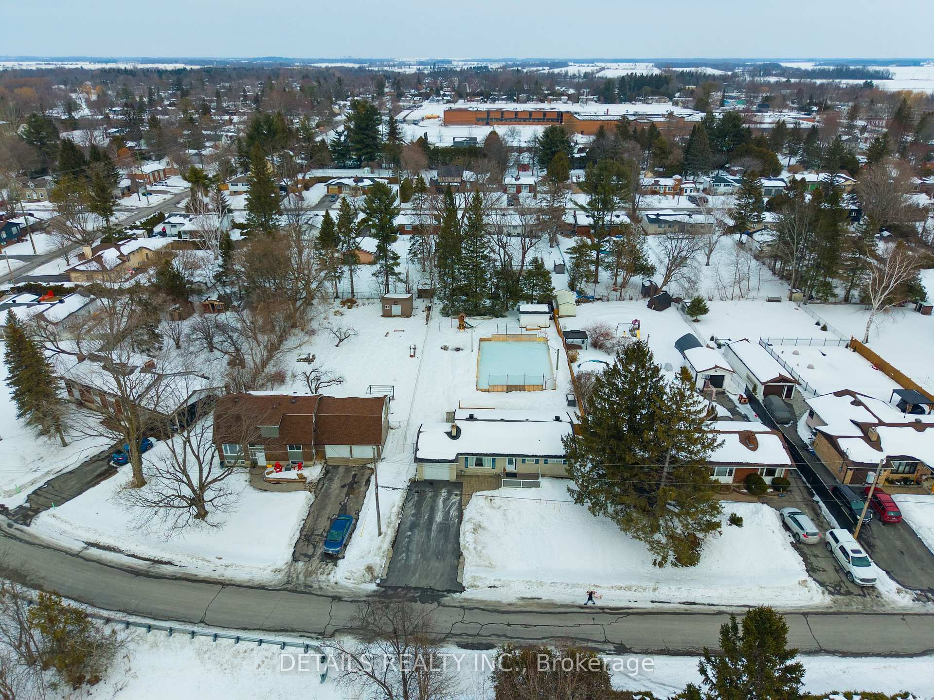 Photo 45 of 100 Fowler Street S, Ottawa, Richmond — HOMEH