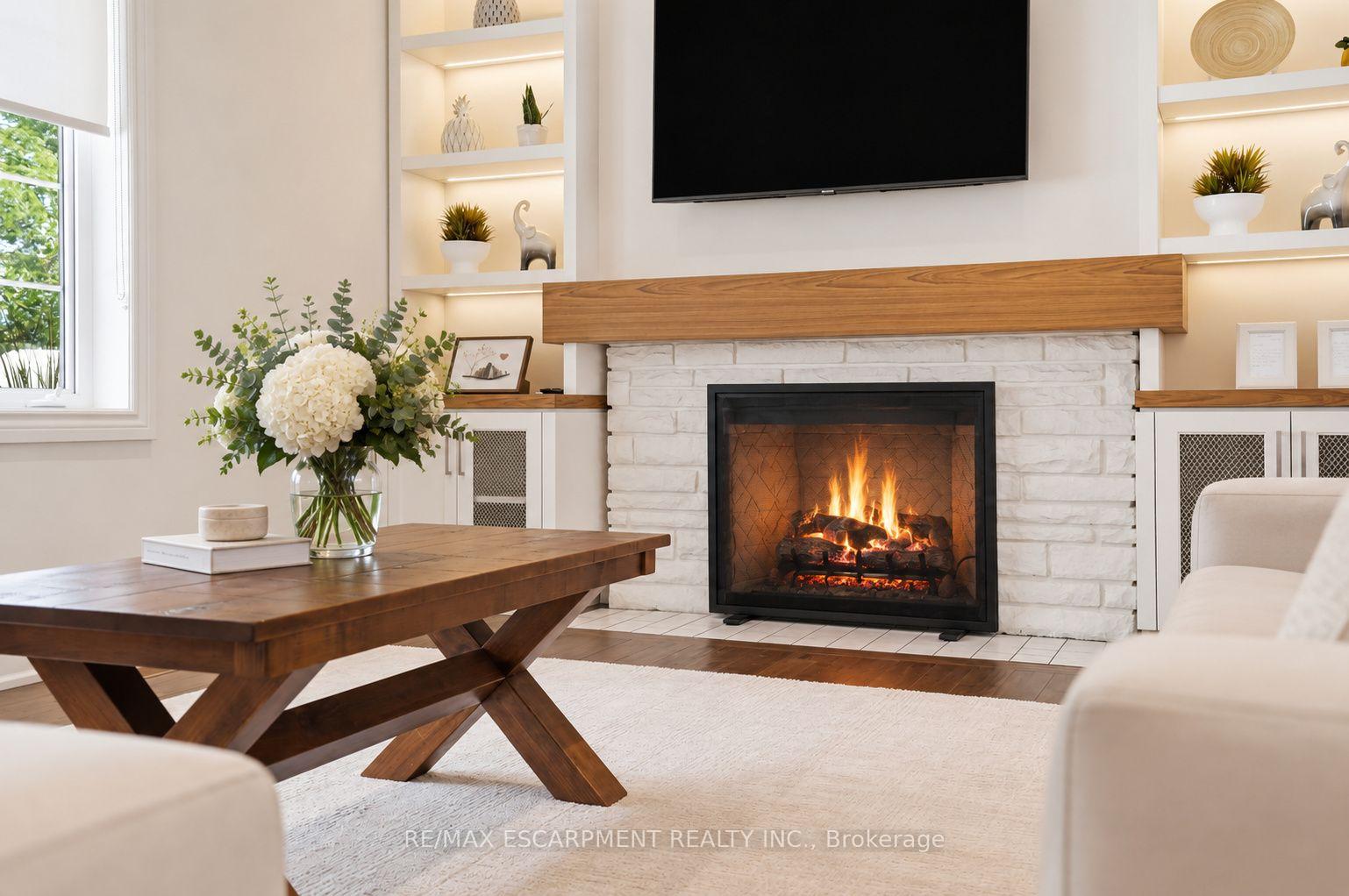Photo 7 of 270 Poplar Drive, Burlington, Shoreacres — HOMEH