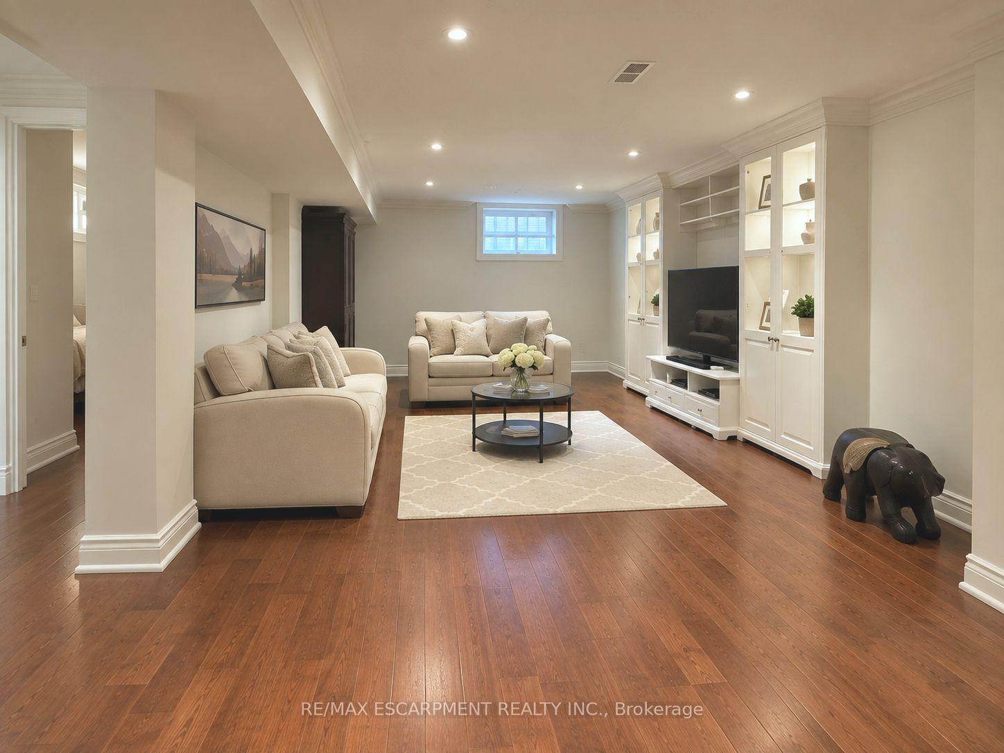 Photo 29 of 270 Poplar Drive, Burlington, Shoreacres — HOMEH