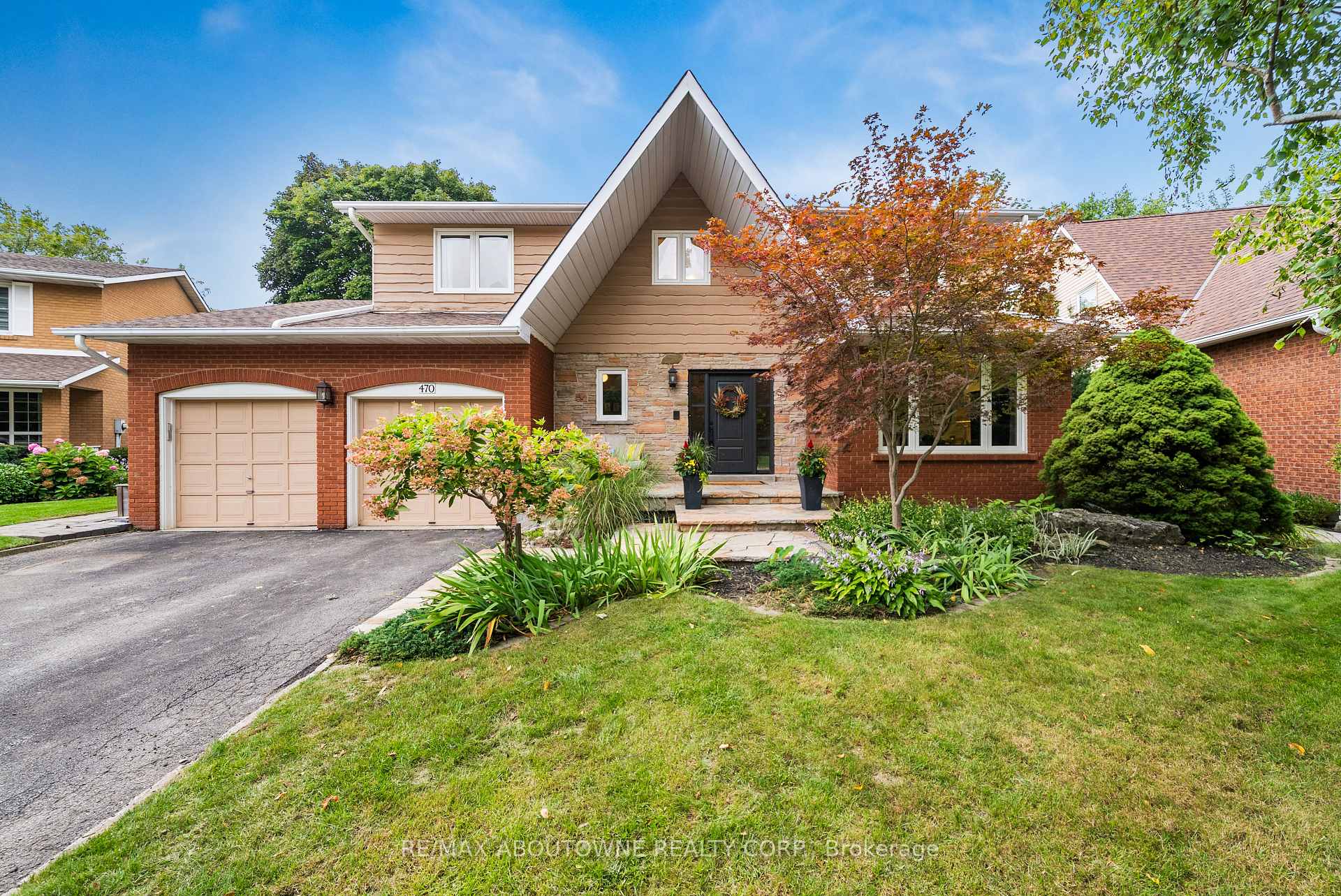 Photo 2 of 470 Carlton Drive, Oakville, Ford — HOMEH