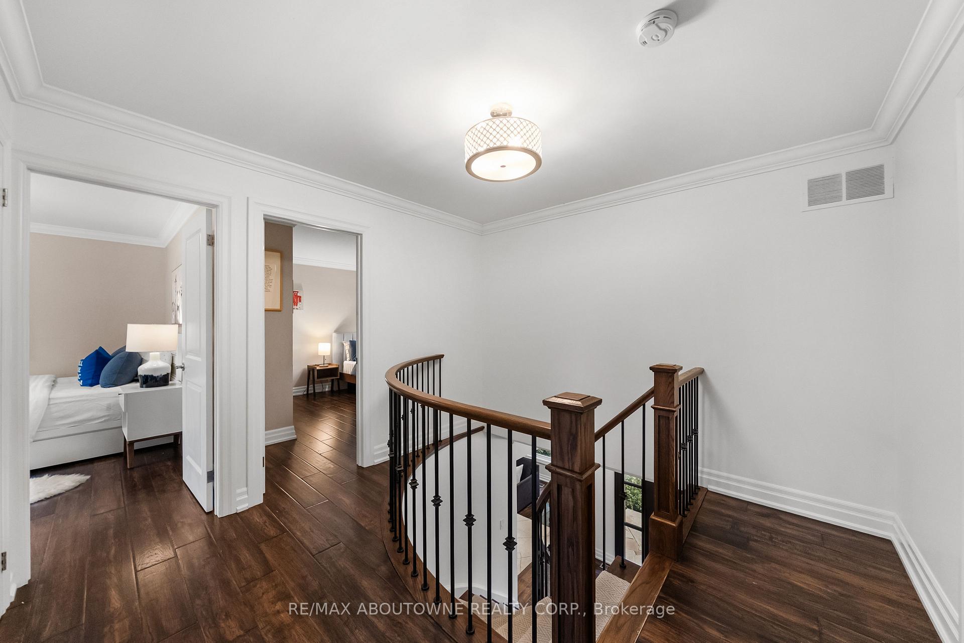 Photo 24 of 470 Carlton Drive, Oakville, Ford — HOMEH