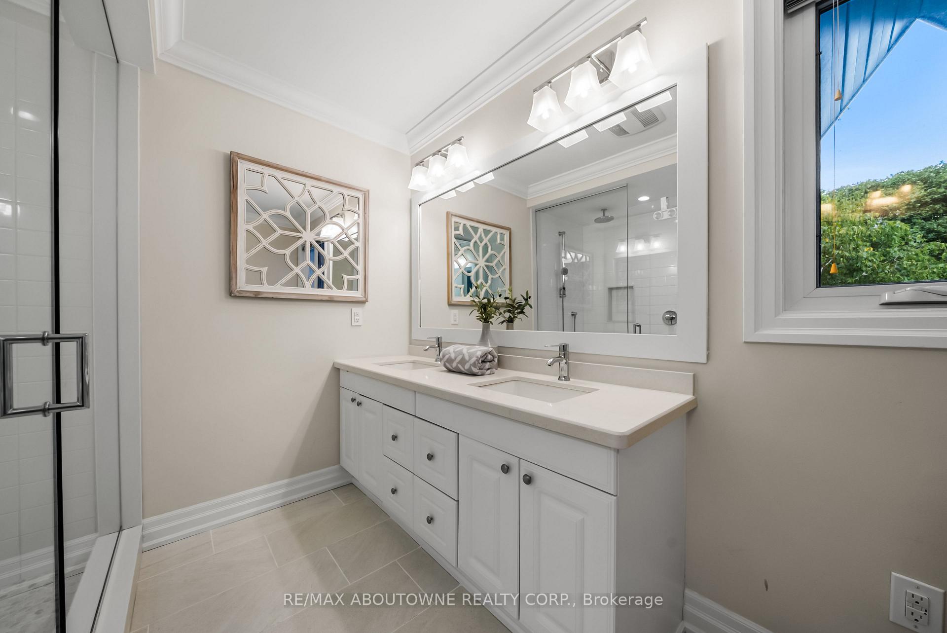 Photo 28 of 470 Carlton Drive, Oakville, Ford — HOMEH