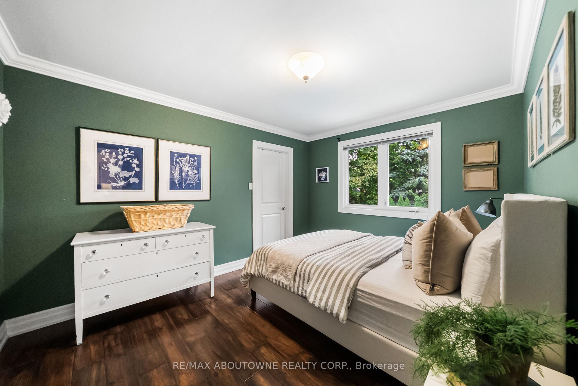 Photo 31 of 470 Carlton Drive, Oakville, Ford — HOMEH