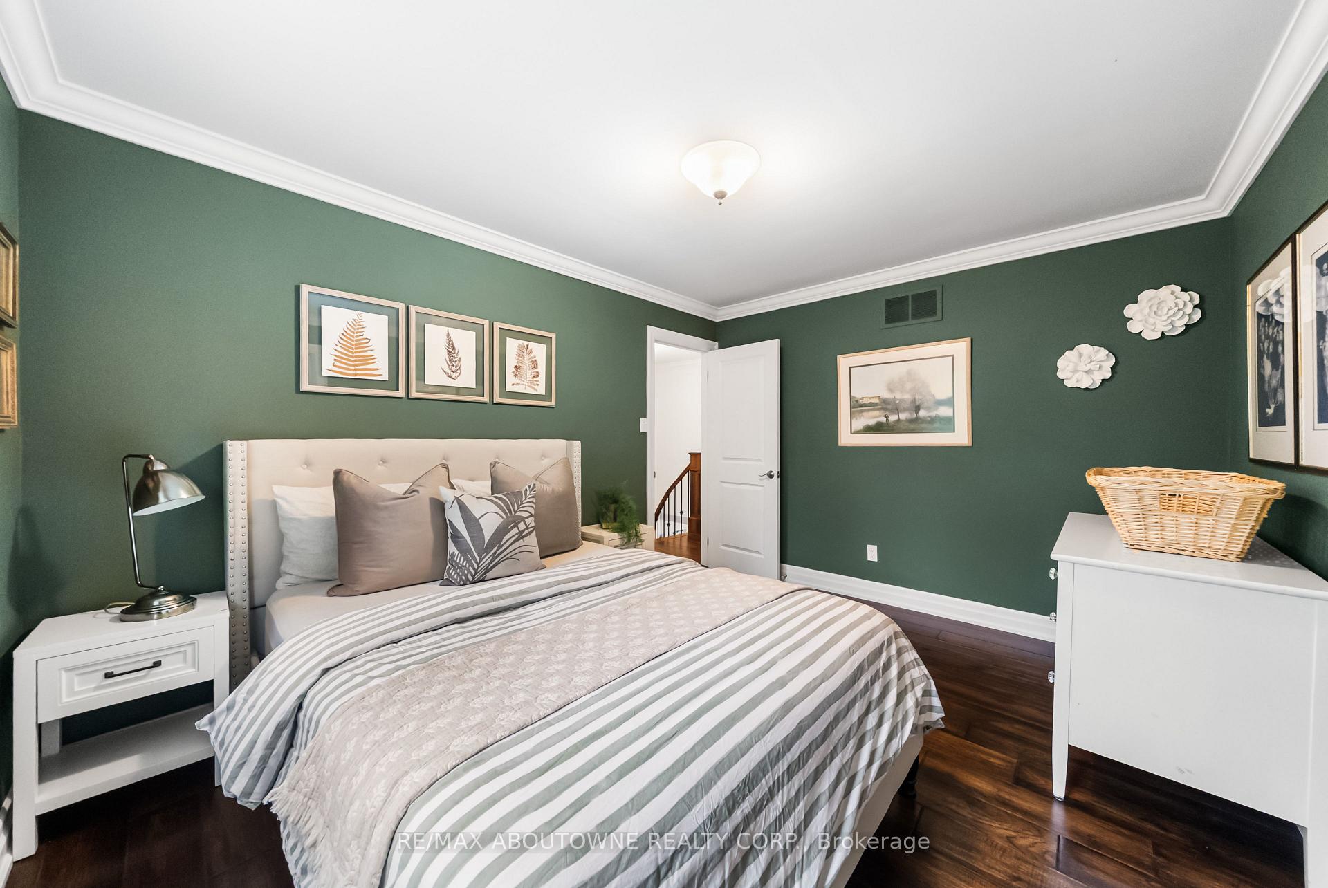 Photo 32 of 470 Carlton Drive, Oakville, Ford — HOMEH