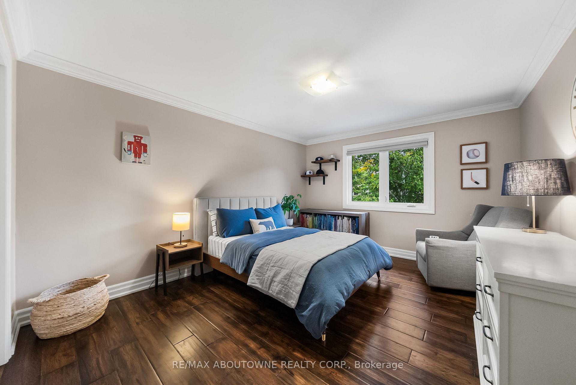 Photo 34 of 470 Carlton Drive, Oakville, Ford — HOMEH