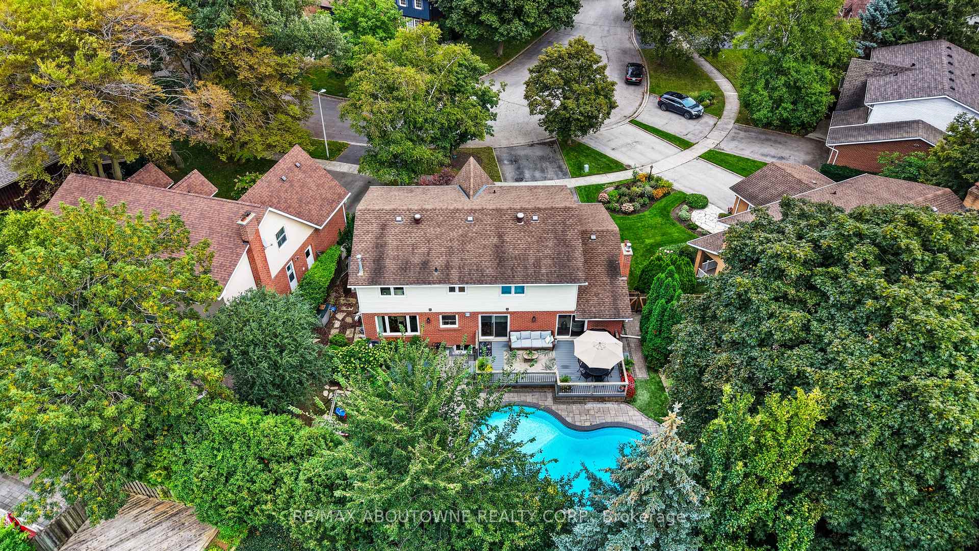 Photo 50 of 470 Carlton Drive, Oakville, Ford — HOMEH