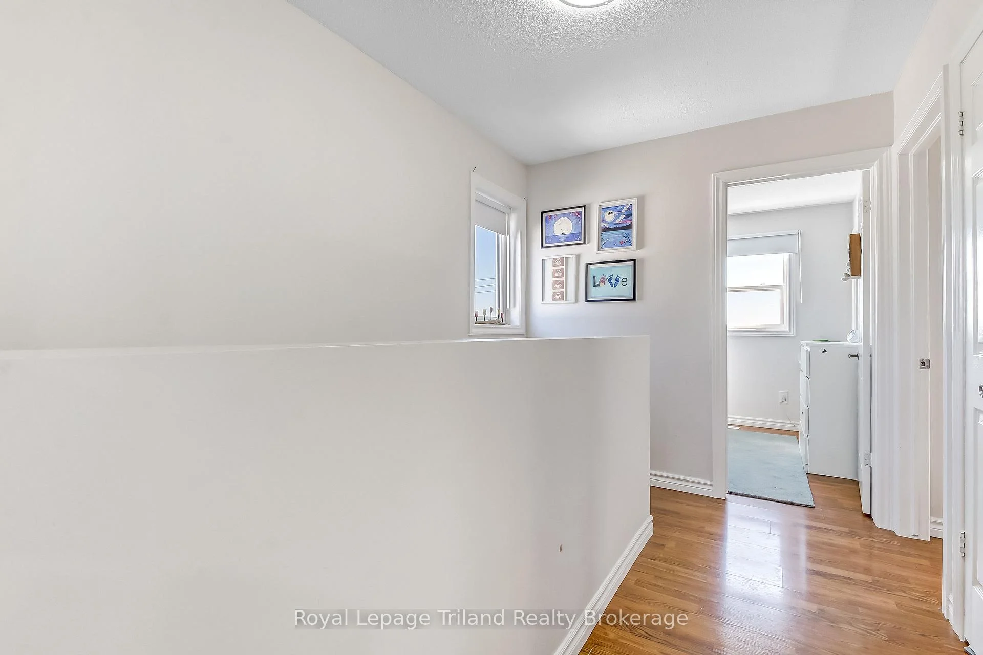 Photo 15 of 847 Hunters Gate Crescent, Woodstock, Woodstock - South — HOMEH