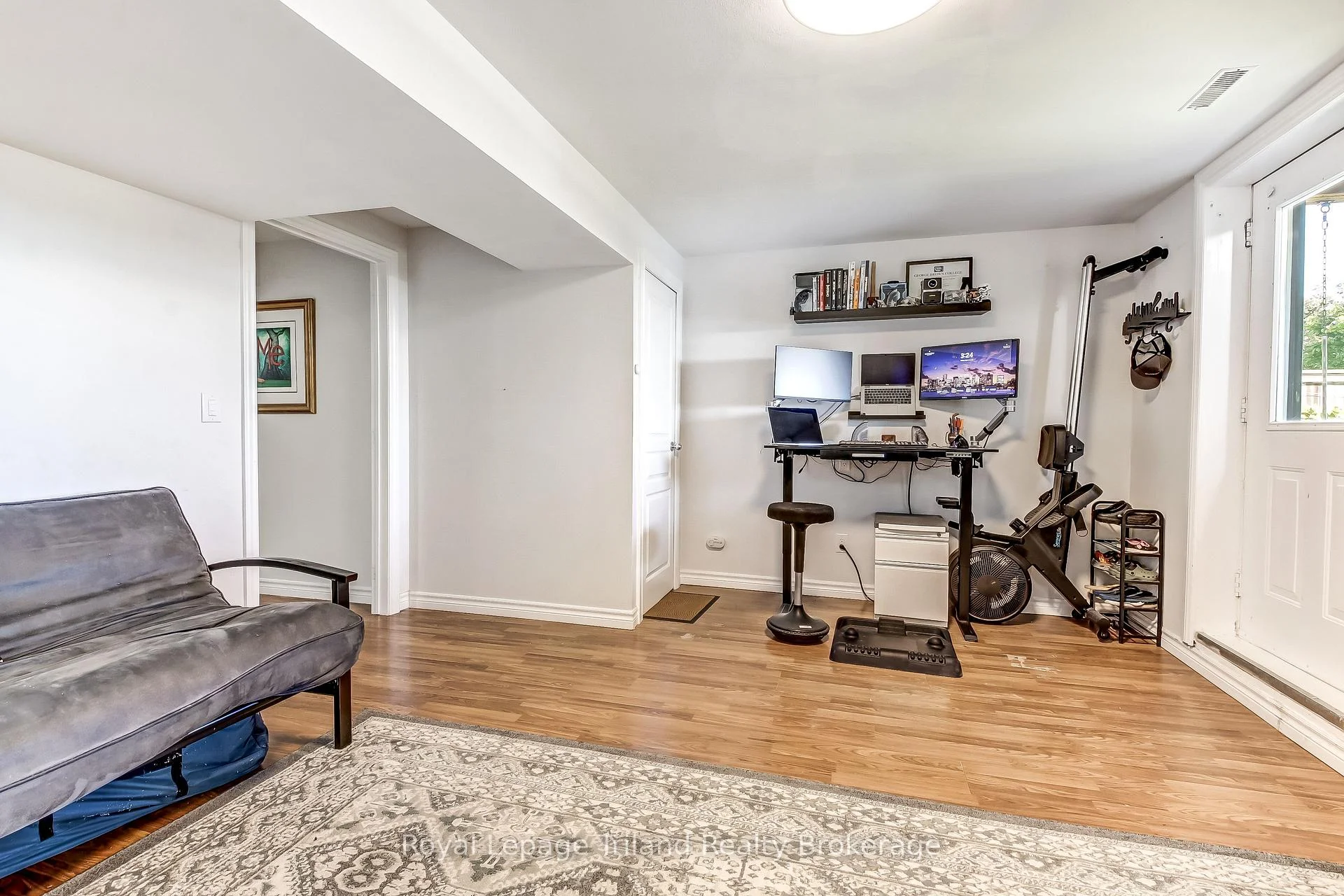 Photo 22 of 847 Hunters Gate Crescent, Woodstock, Woodstock - South — HOMEH