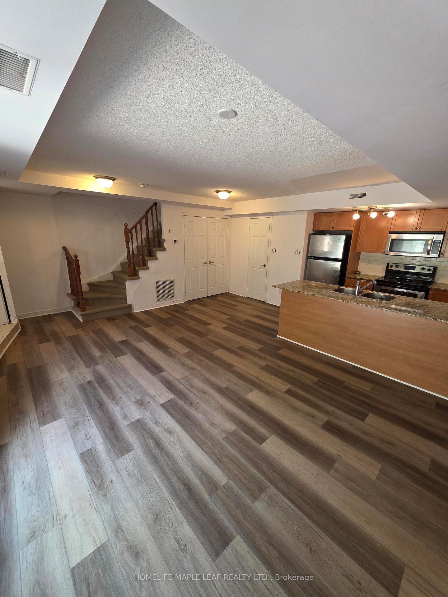 Photo 5 of Unit 120, 20 Foundry Avenue, Toronto, Dovercourt-Wallace Emerson-Junction — HOMEH