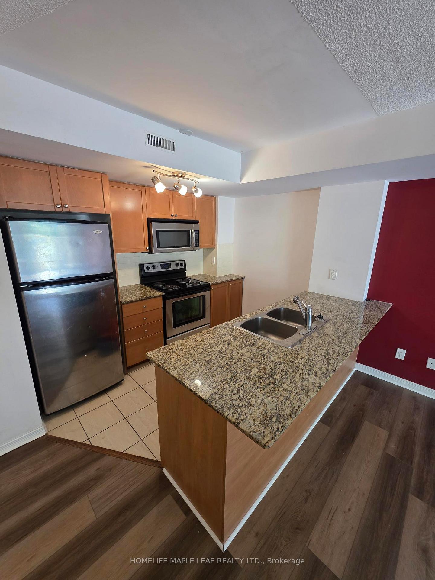 Photo 8 of Unit 120, 20 Foundry Avenue, Toronto, Dovercourt-Wallace Emerson-Junction — HOMEH