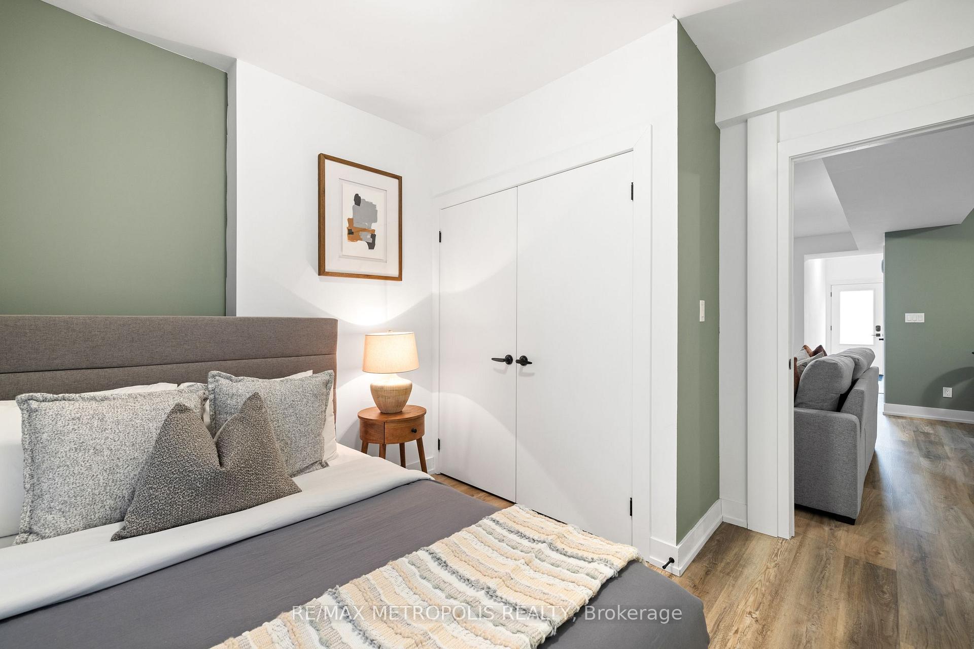 Photo 12 of Unit B, 447 Lansdowne Avenue, Toronto, Dufferin Grove — HOMEH