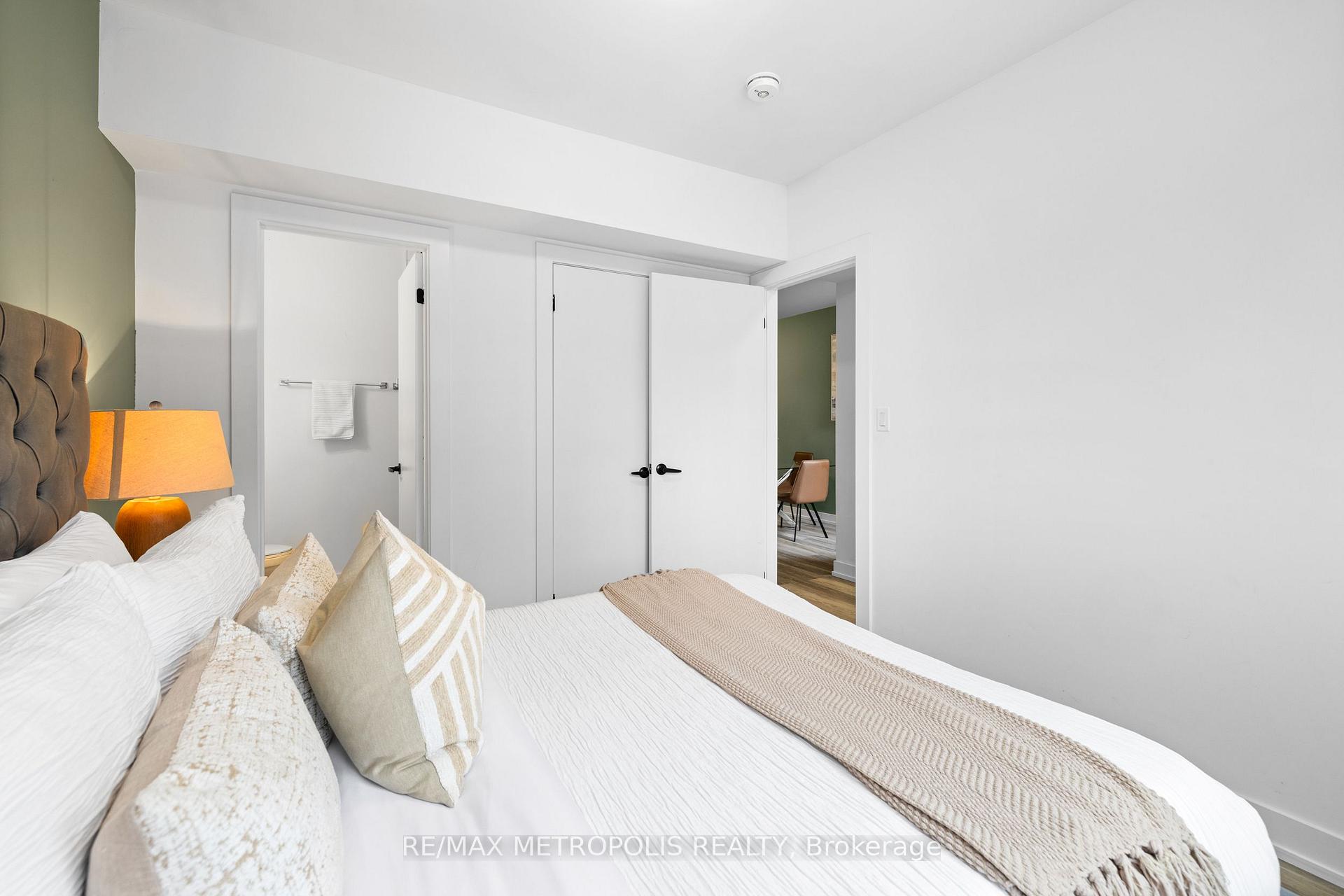 Photo 16 of Unit B, 447 Lansdowne Avenue, Toronto, Dufferin Grove — HOMEH