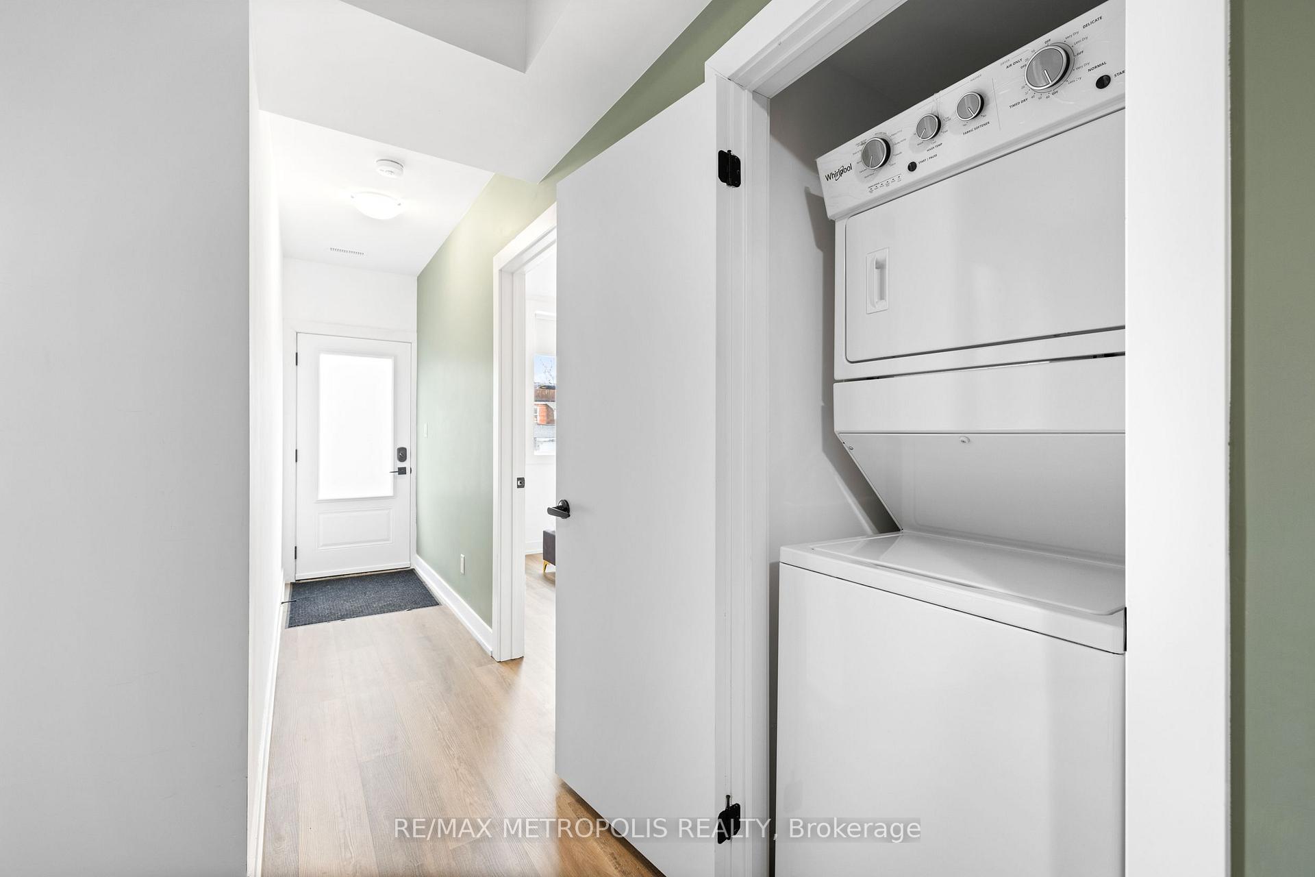 Photo 18 of Unit B, 447 Lansdowne Avenue, Toronto, Dufferin Grove — HOMEH