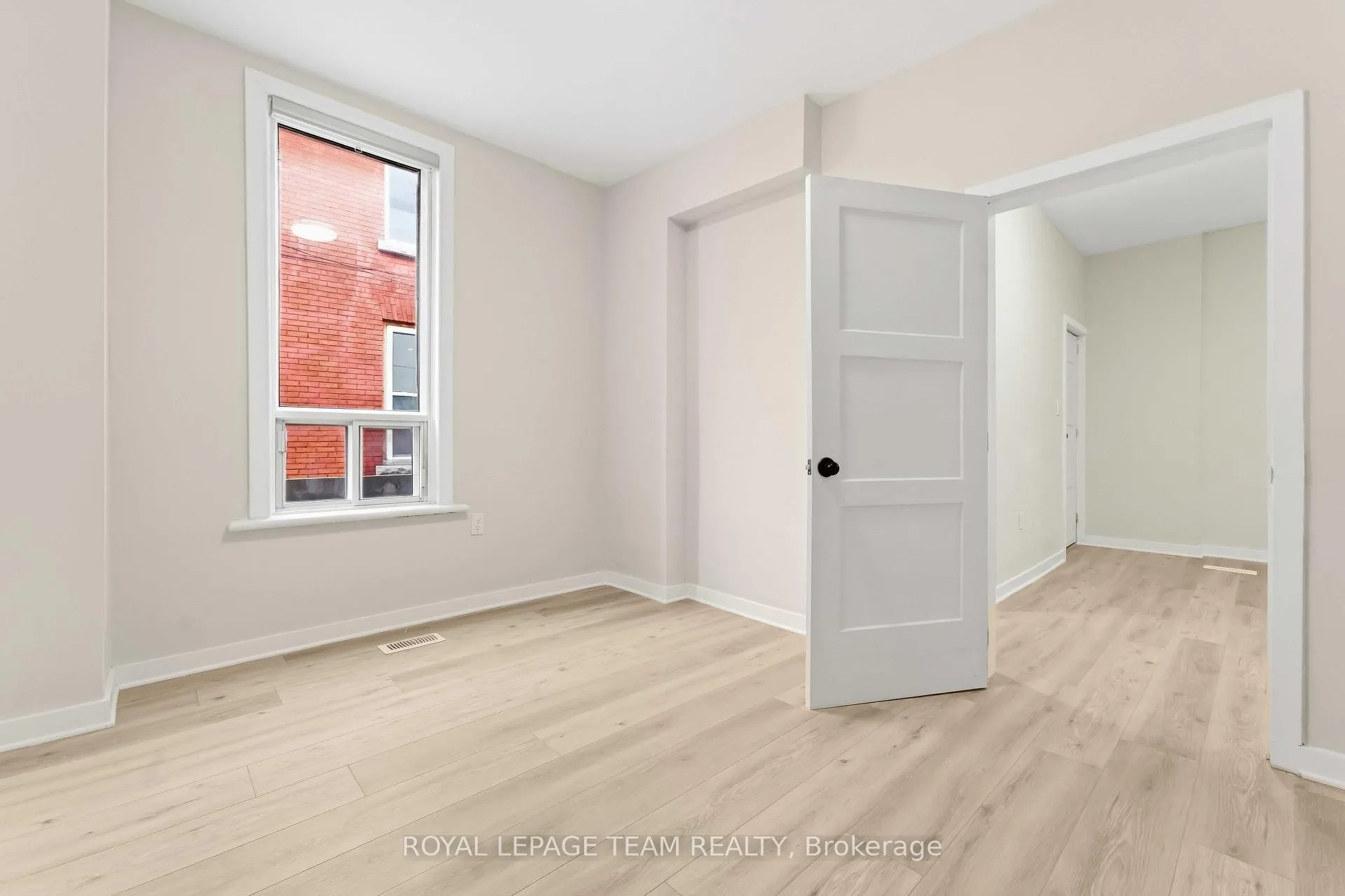 Photo 13 of Unit A, 13 Balsam Street, Ottawa, West Centre Town — HOMEH