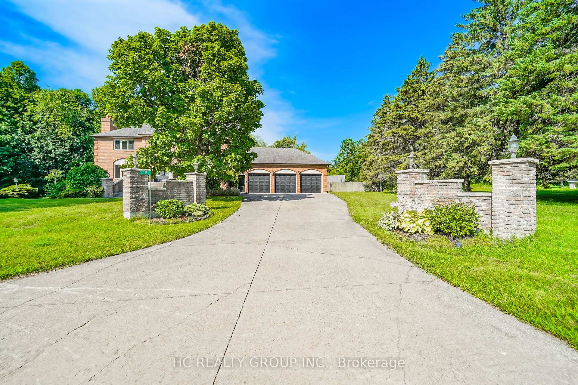 Photo 4 of 12 Bunting Court, Ajax, Central West — HOMEH