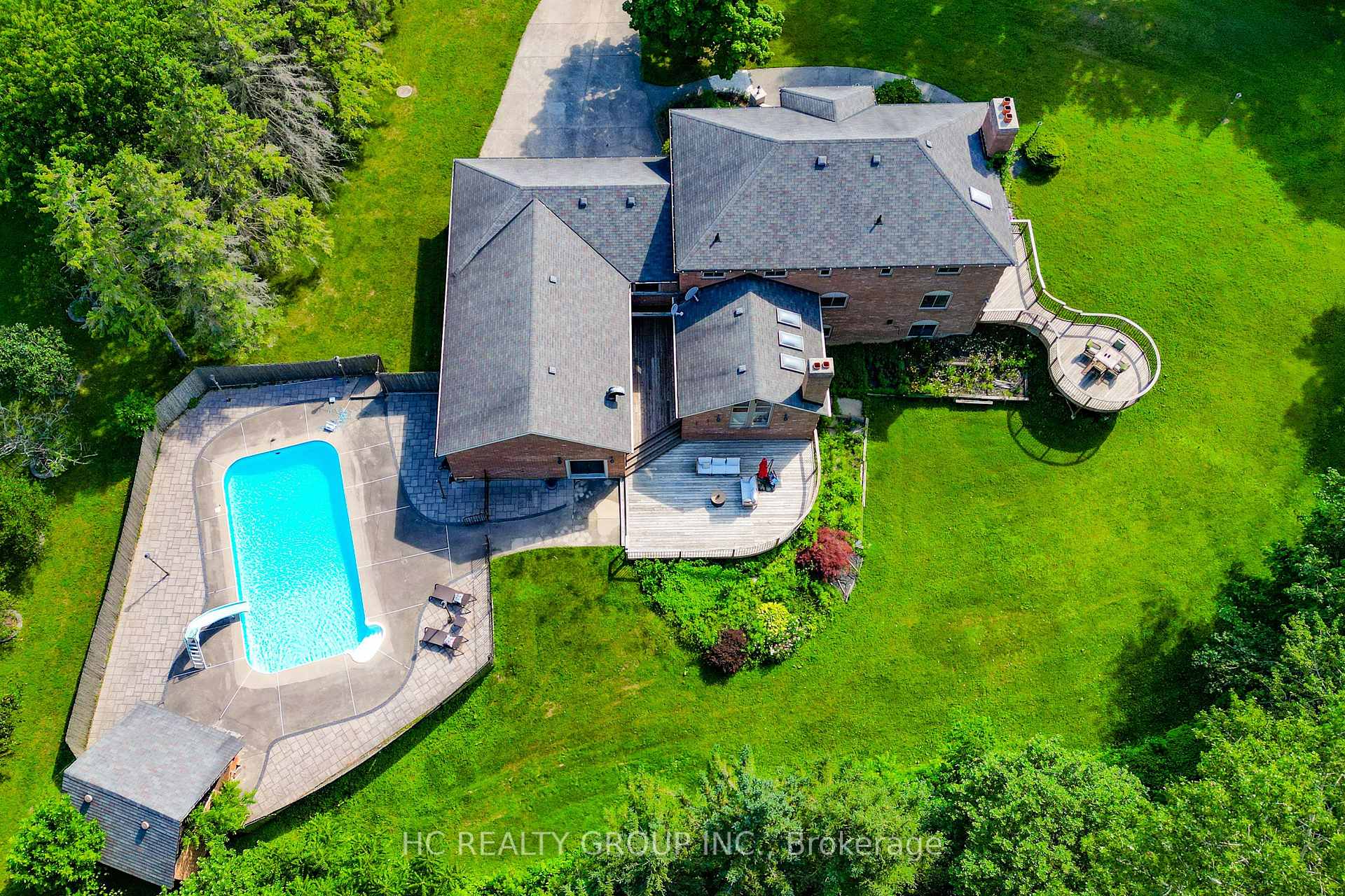 Photo 5 of 12 Bunting Court, Ajax, Central West — HOMEH