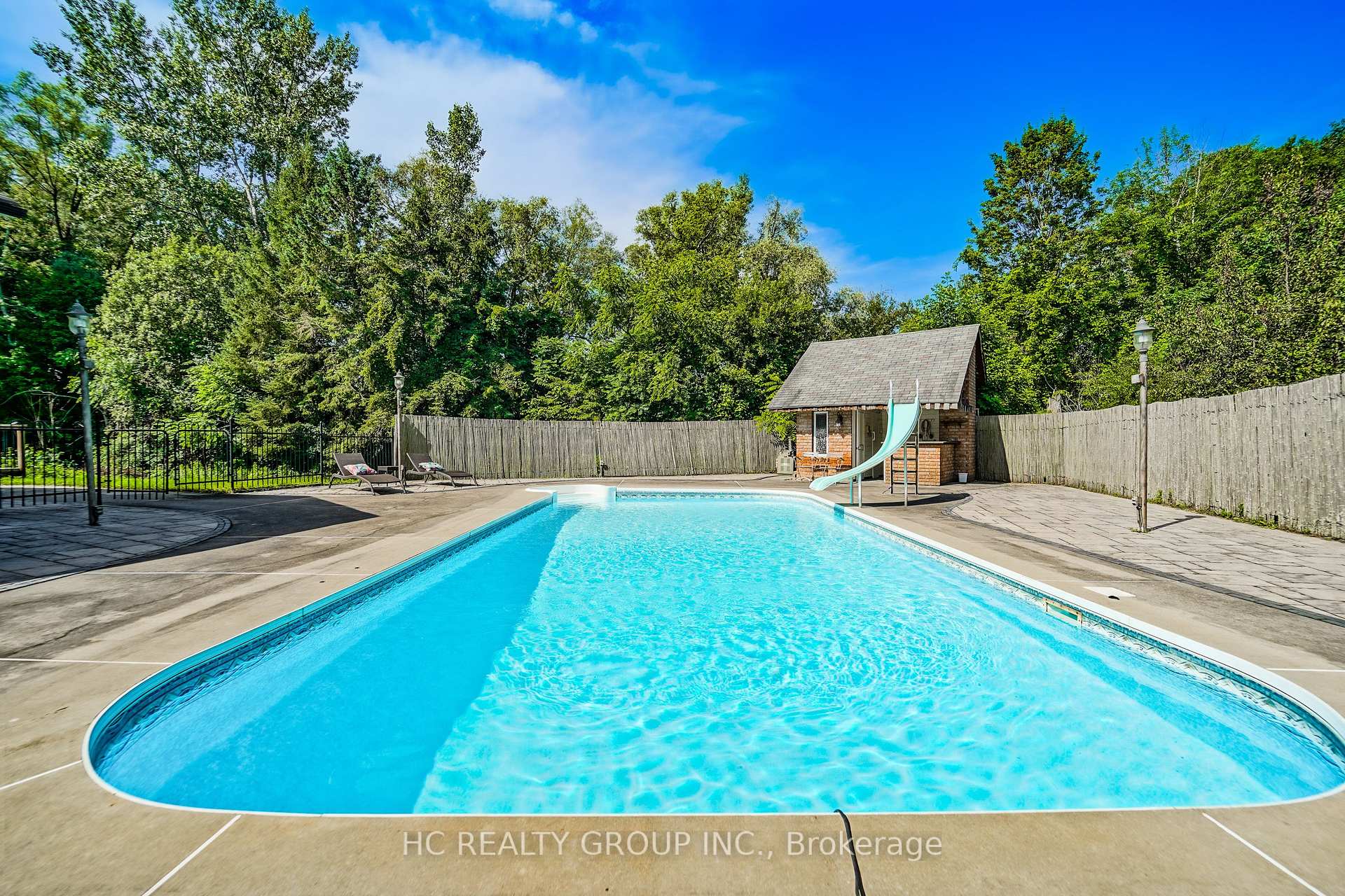 Photo 7 of 12 Bunting Court, Ajax, Central West — HOMEH