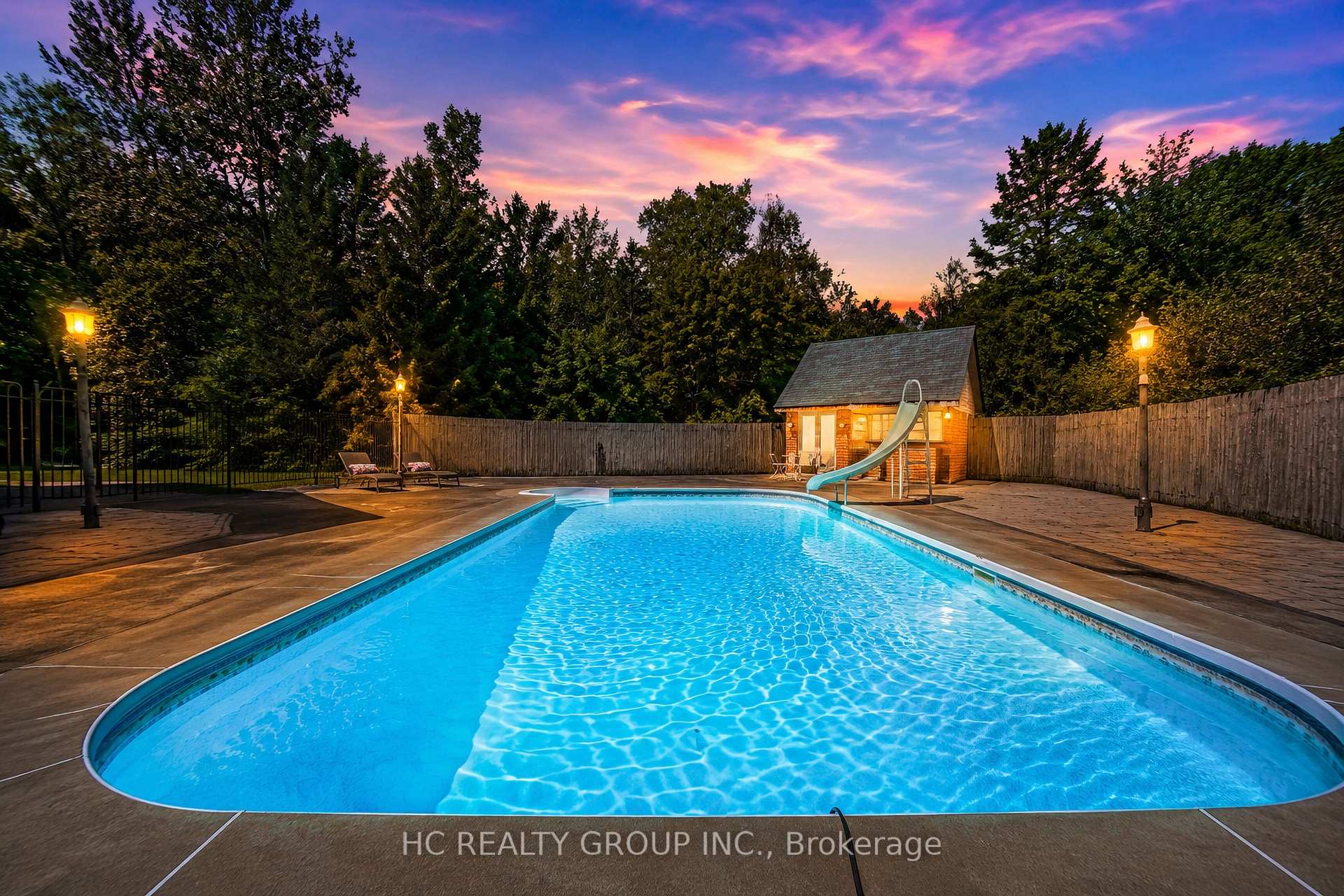 Photo 38 of 12 Bunting Court, Ajax, Central West — HOMEH