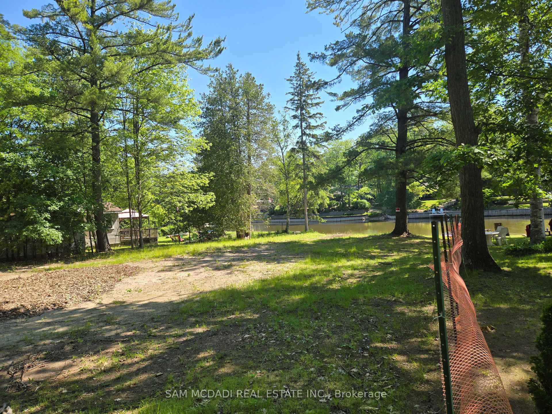Photo 7 of 490 Oxbow Park Drive, Wasaga Beach — HOMEH