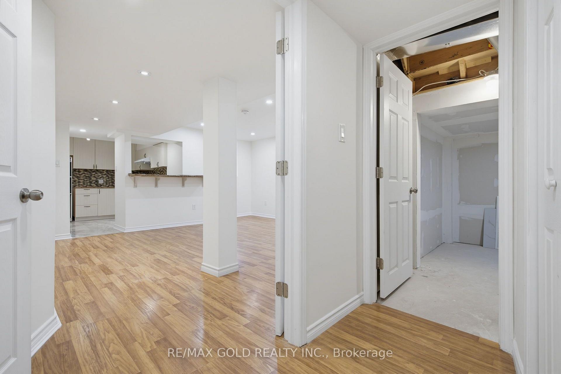 Photo 28 of 22 Durango Drive, Brampton, Credit Valley — HOMEH