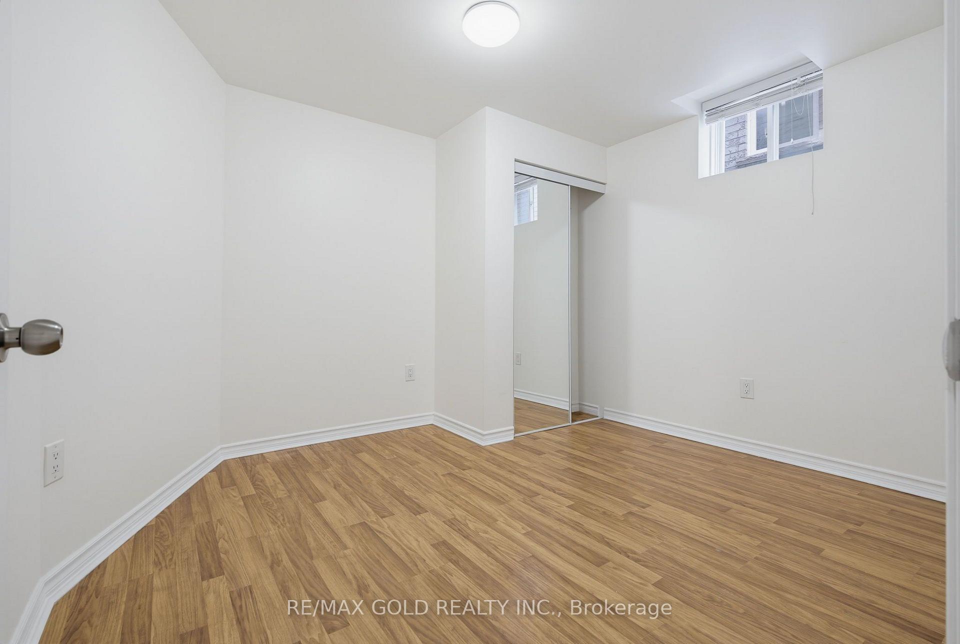 Photo 32 of 22 Durango Drive, Brampton, Credit Valley — HOMEH