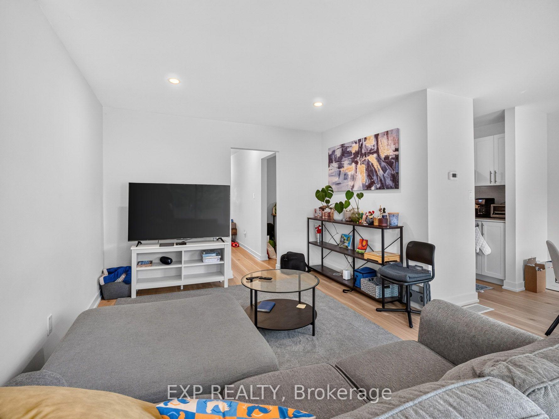 Photo 7 of Unit 24, 1444 Upper Ottawa Street, Hamilton, Templemead — HOMEH