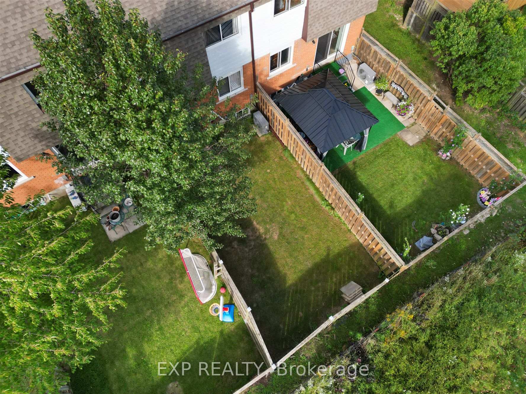 Photo 24 of Unit 24, 1444 Upper Ottawa Street, Hamilton, Templemead — HOMEH
