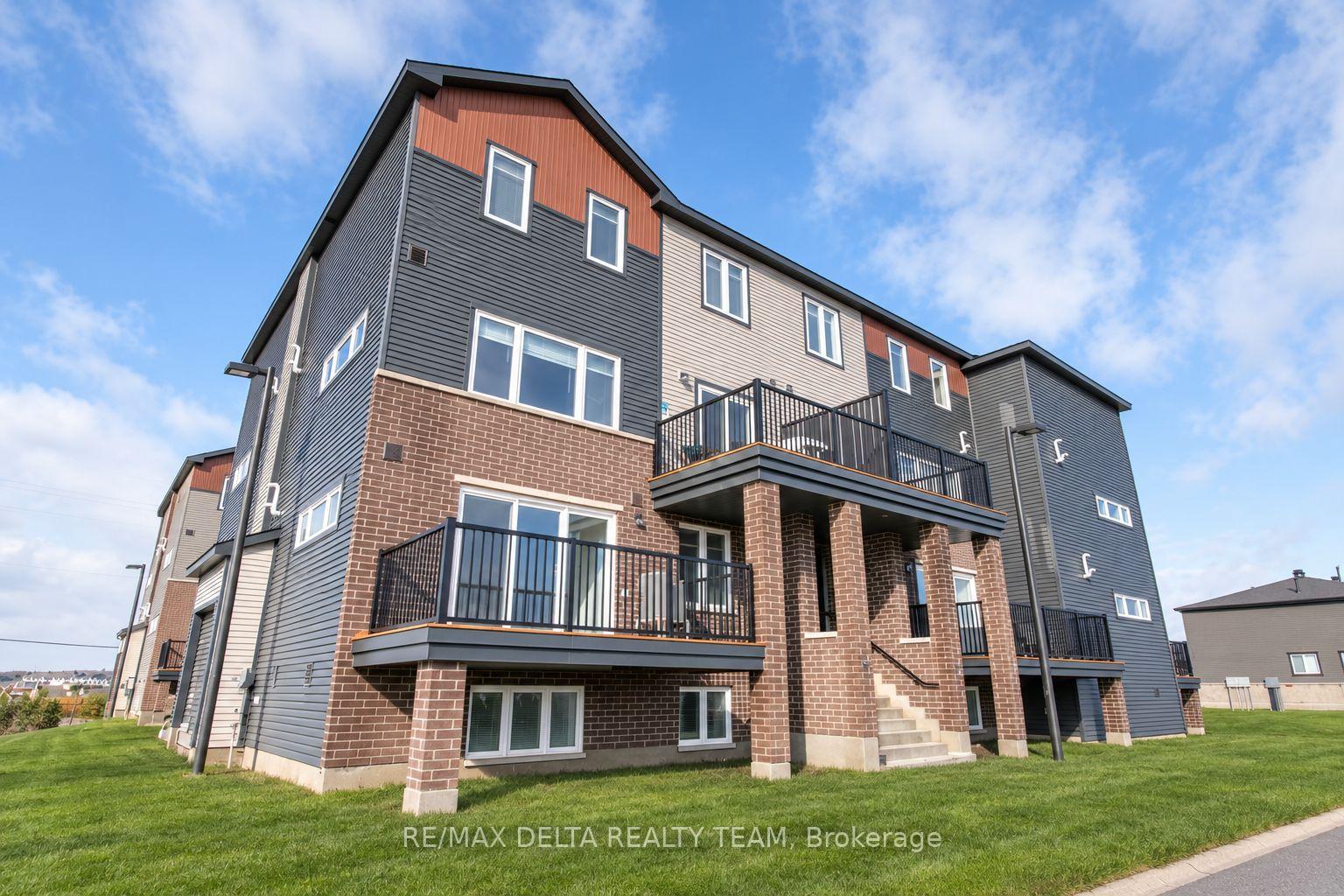 Photo 1 of Unit Unit D, 701 Amberwing Private, Ottawa, Avalon West — HOMEH